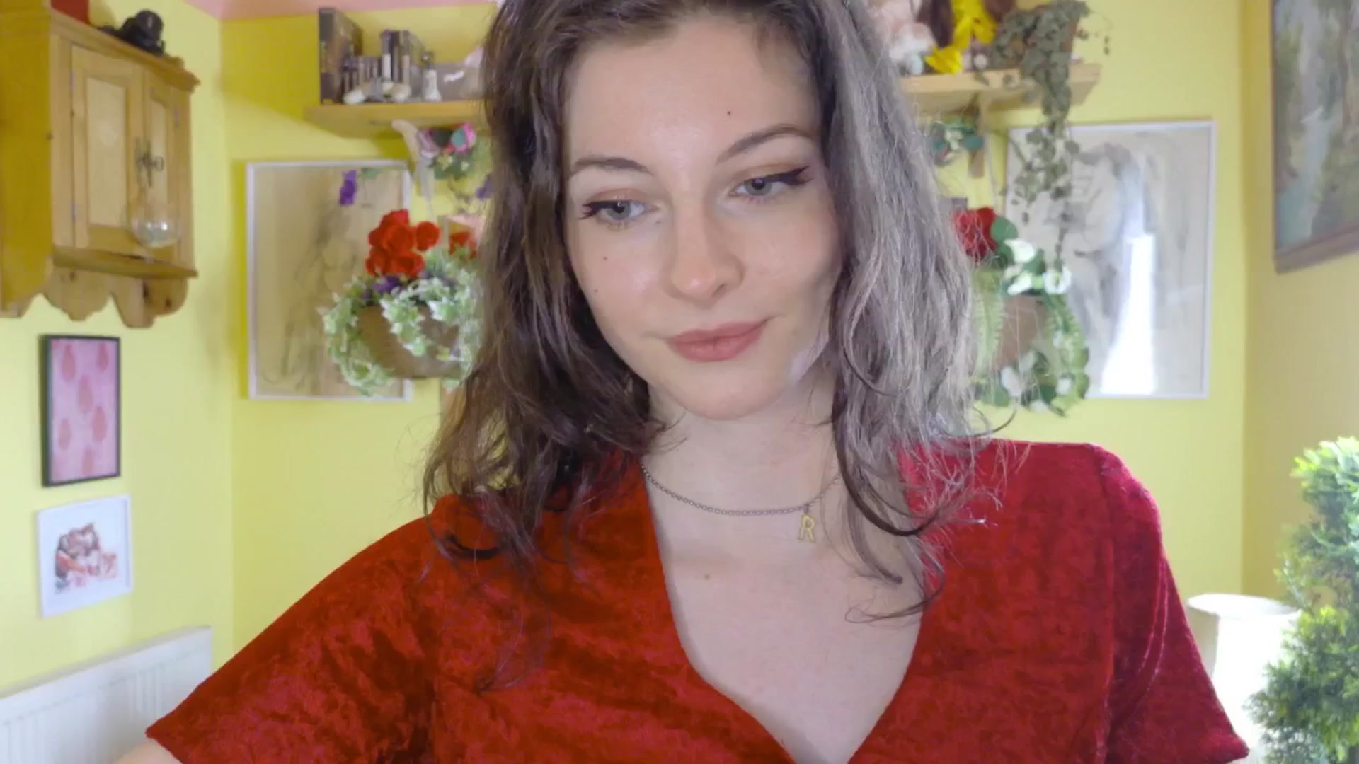 Gallery image thumbnail from porcelaincity's myfreecams stream on, 06/26/2025, 14:22 image 8 of 20