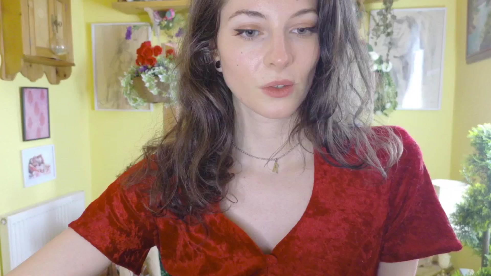 Gallery image thumbnail from porcelaincity's myfreecams stream on, 06/26/2025, 14:22 image 18 of 20