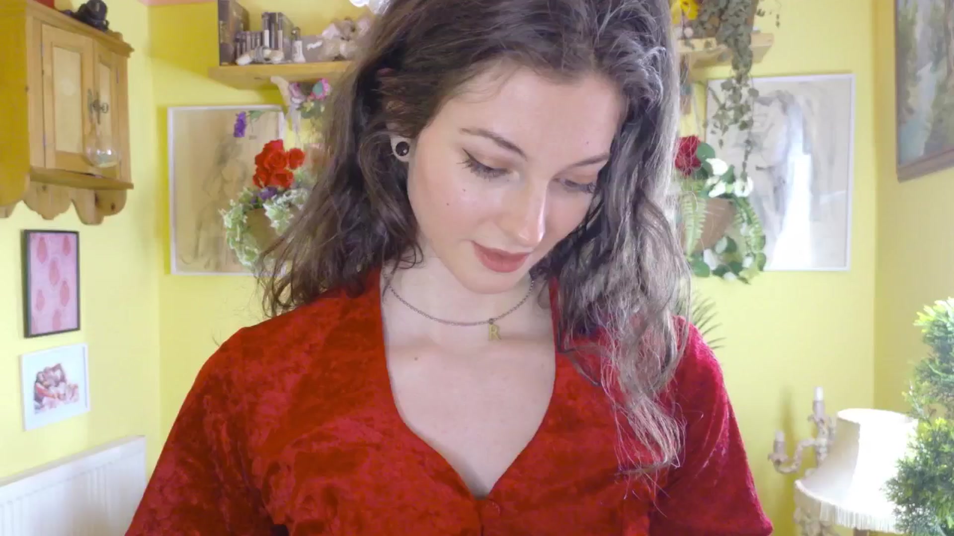 Gallery image thumbnail from porcelaincity's myfreecams stream on, 06/26/2025, 14:22 image 4 of 20