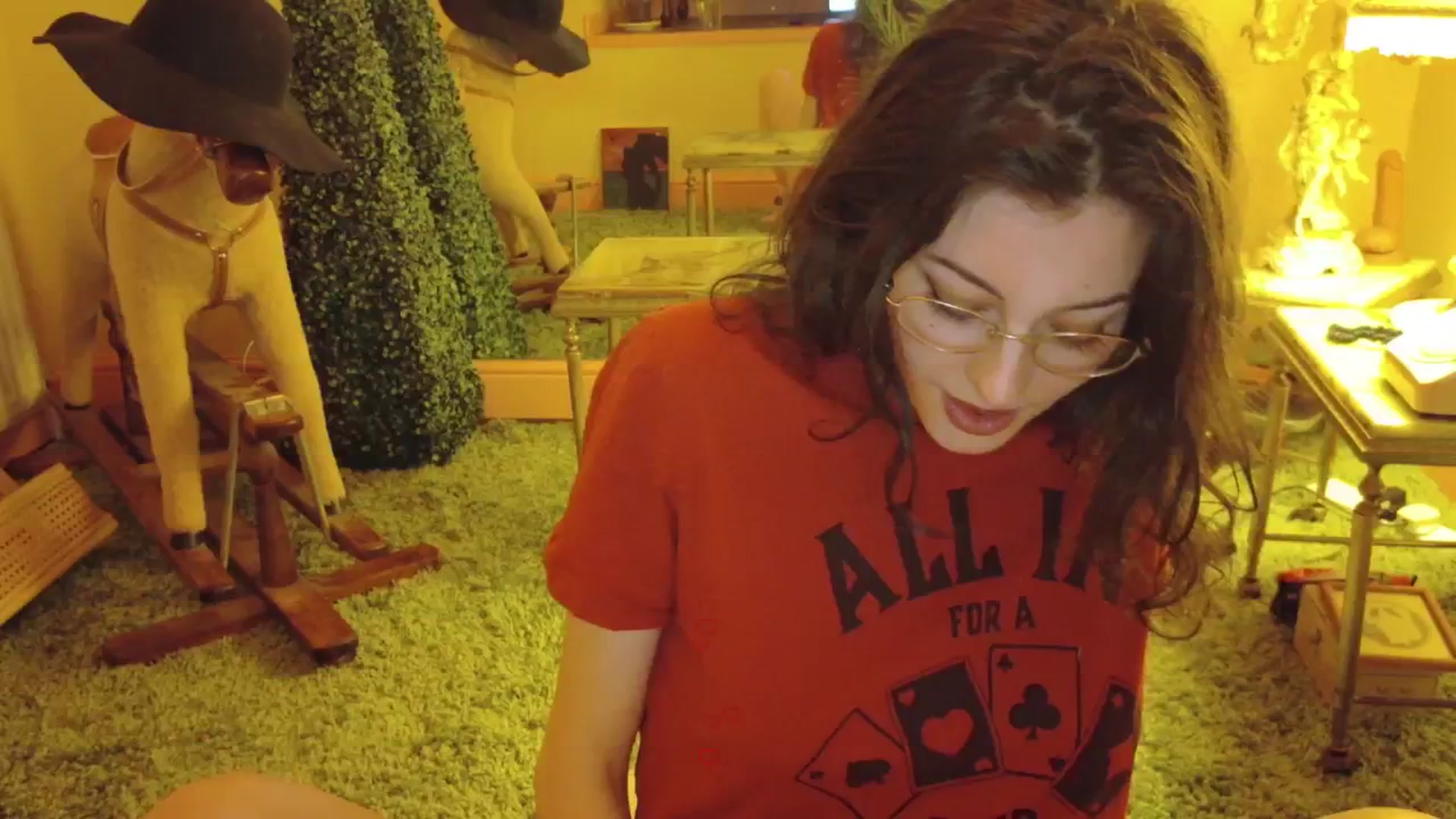 Gallery image thumbnail from porcelaincity's myfreecams stream on, 06/27/2025, 22:54 image 7 of 20