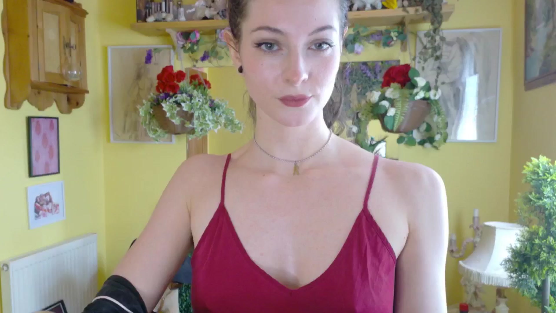 Gallery image thumbnail from porcelaincity's myfreecams stream on, 07/01/2025, 14:38 image 16 of 20