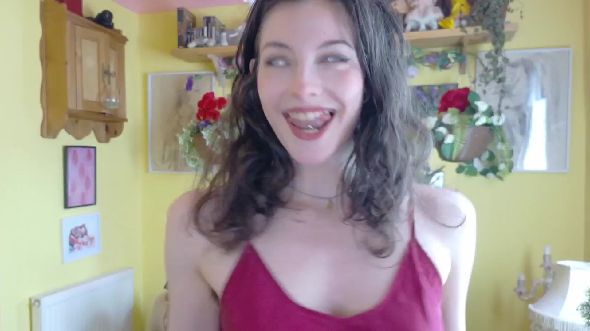 Gallery image thumbnail from porcelaincity's myfreecams stream on, 07/01/2025, 14:38 image 1 of 20