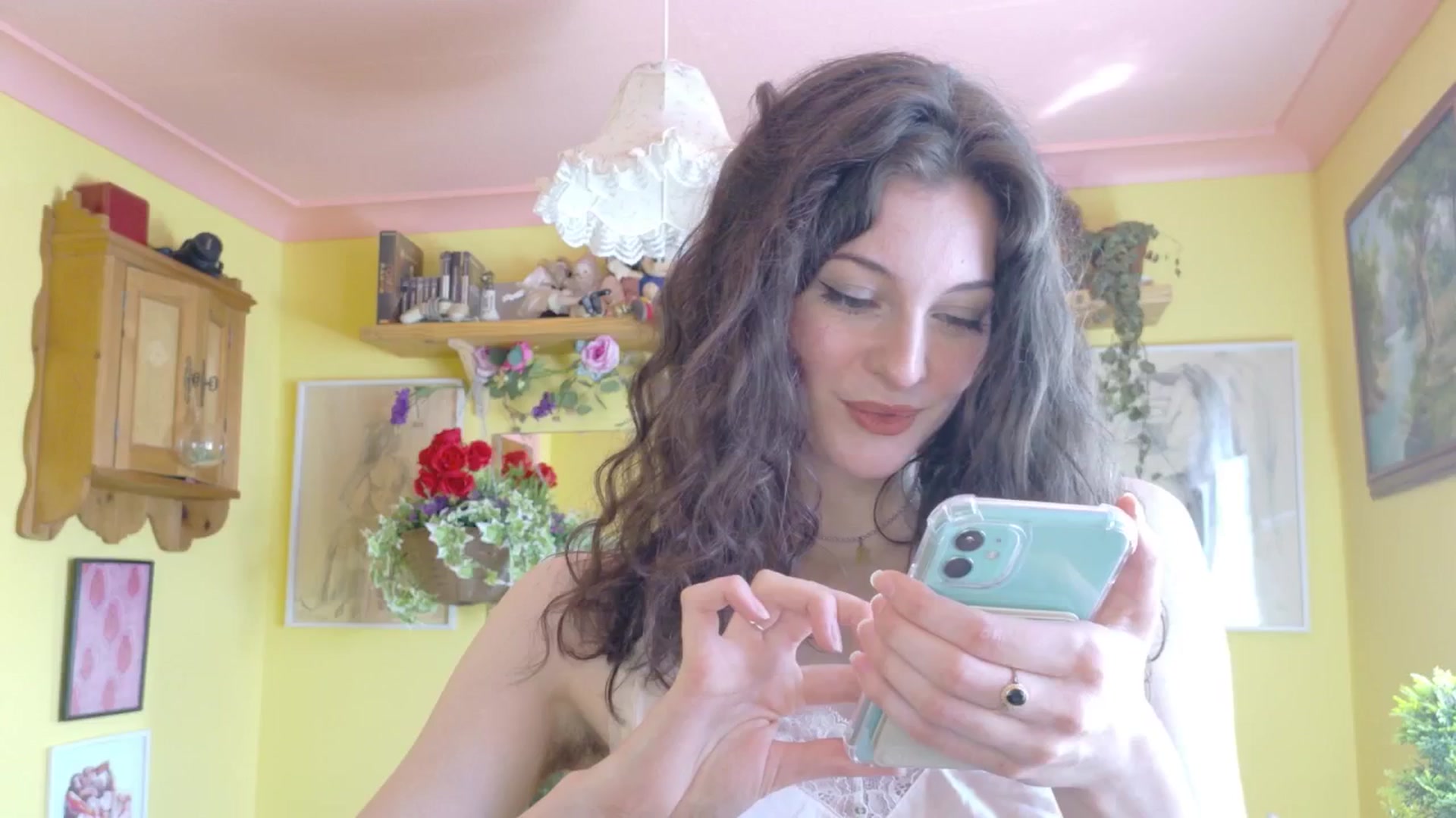 Gallery image thumbnail from porcelaincity's myfreecams stream on, 07/02/2025, 16:02 image 10 of 20