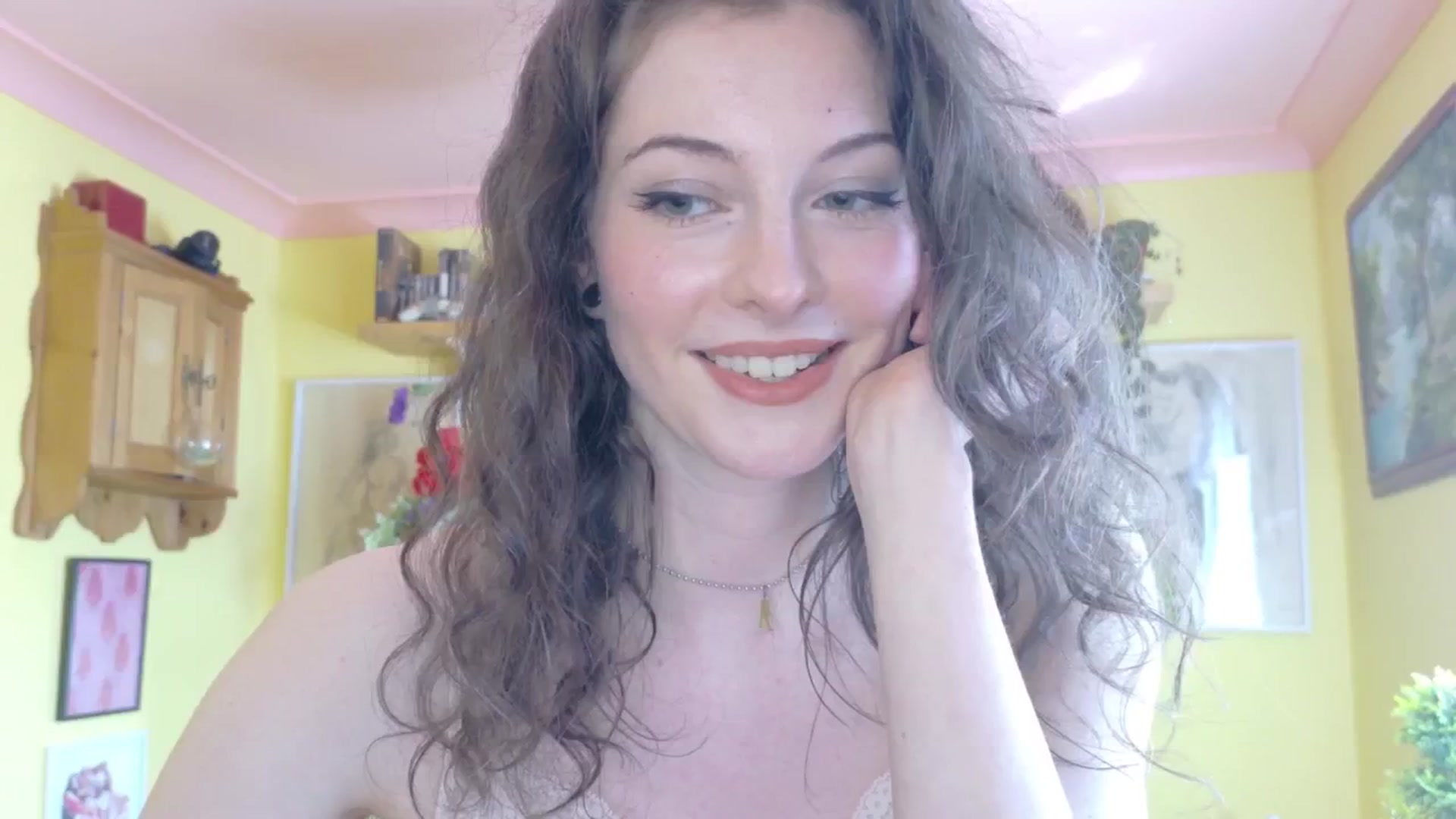Gallery image thumbnail from porcelaincity's myfreecams stream on, 07/02/2025, 16:02 image 11 of 20