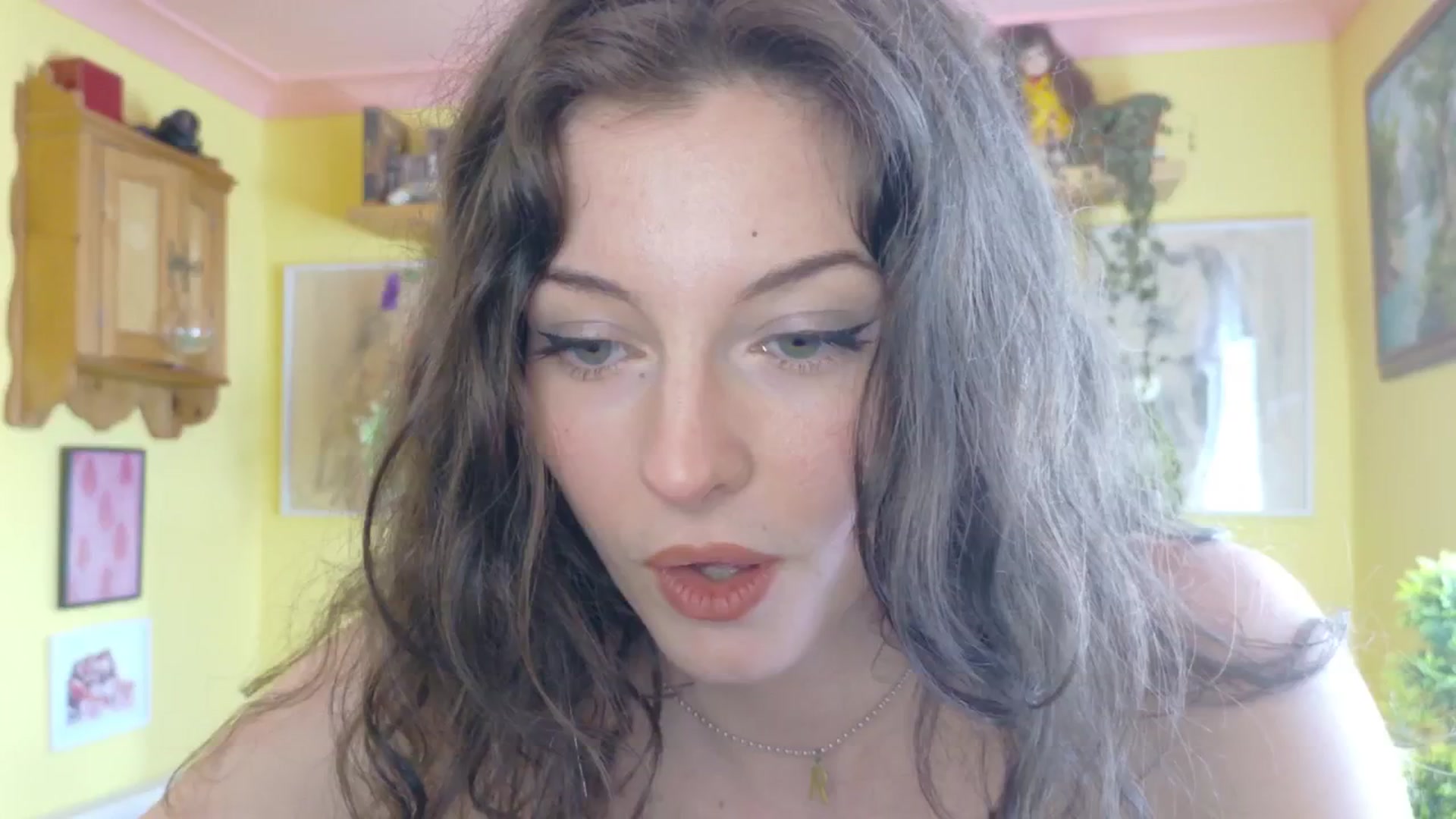 Gallery image thumbnail from porcelaincity's myfreecams stream on, 07/02/2025, 16:02 image 5 of 20