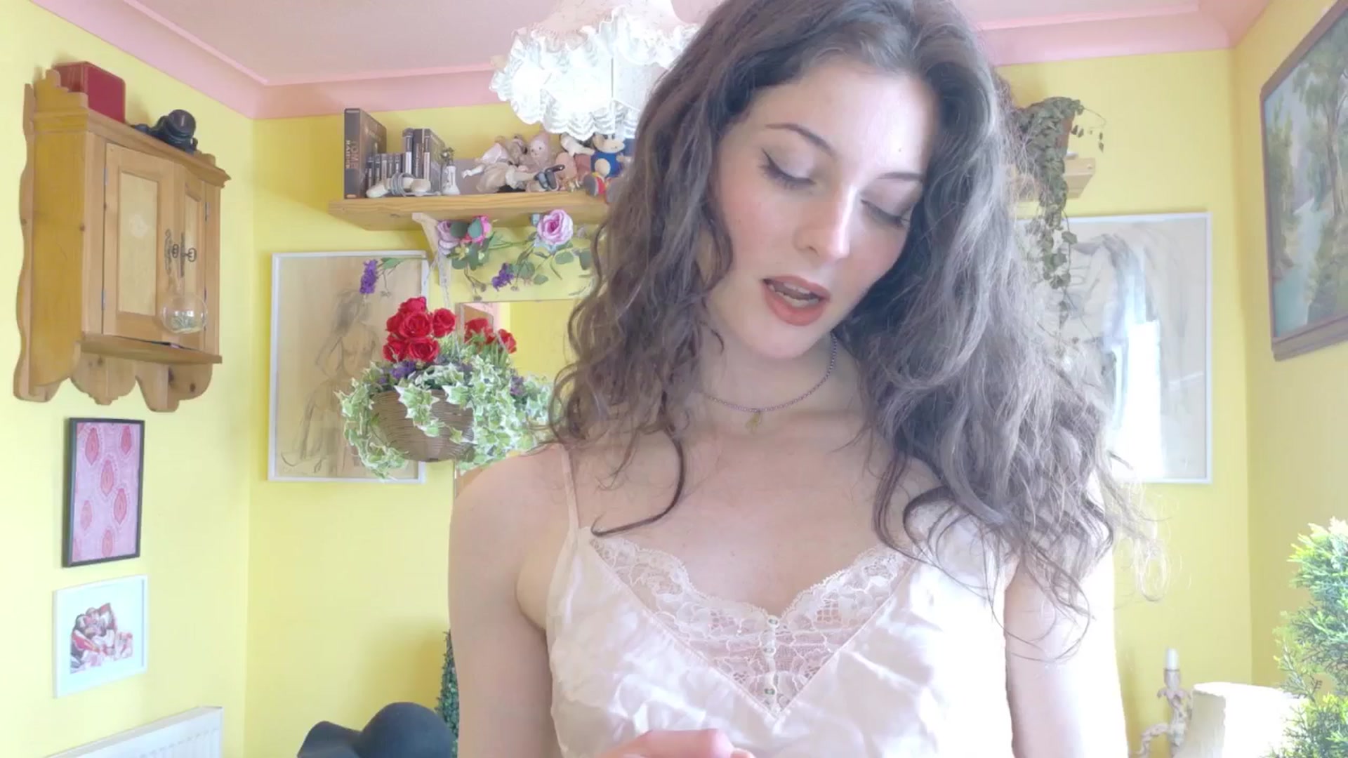 Gallery image thumbnail from porcelaincity's myfreecams stream on, 07/02/2025, 16:02 image 4 of 20