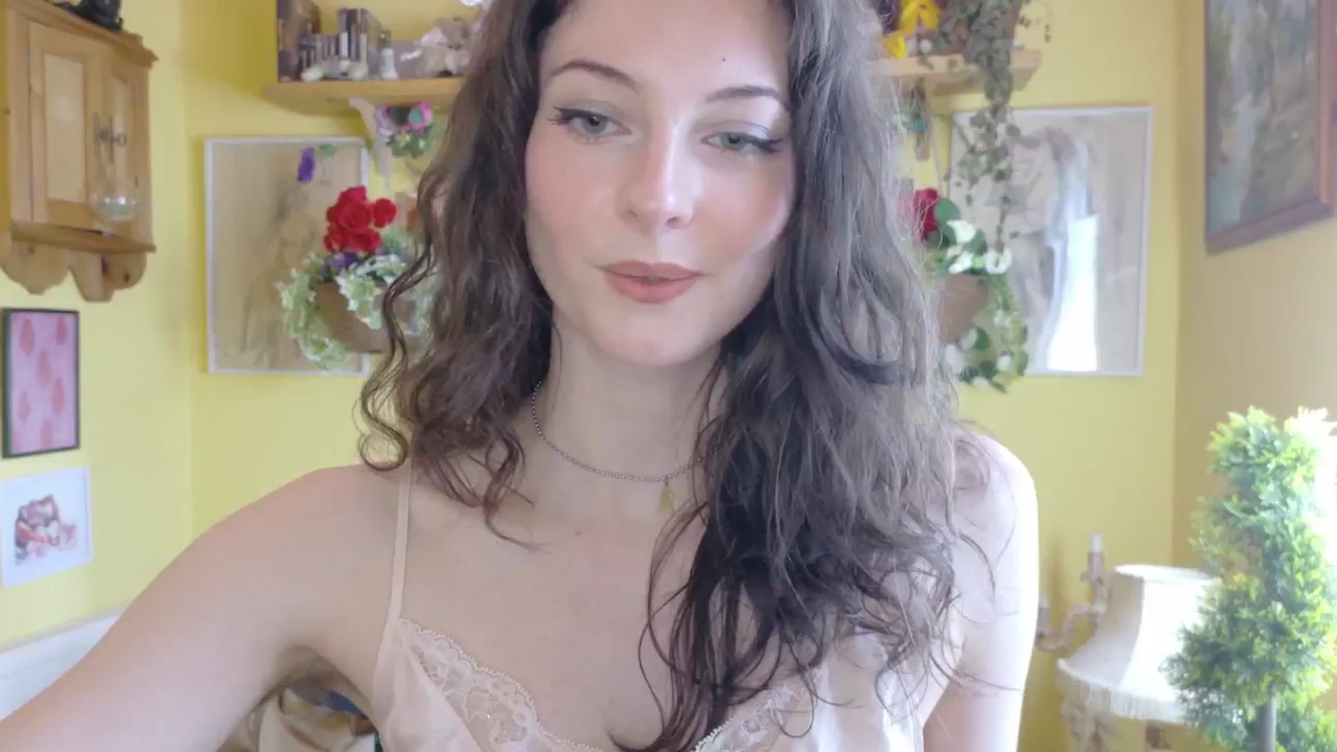 Gallery image thumbnail from porcelaincity's myfreecams stream on, 07/02/2025, 16:02 image 16 of 20