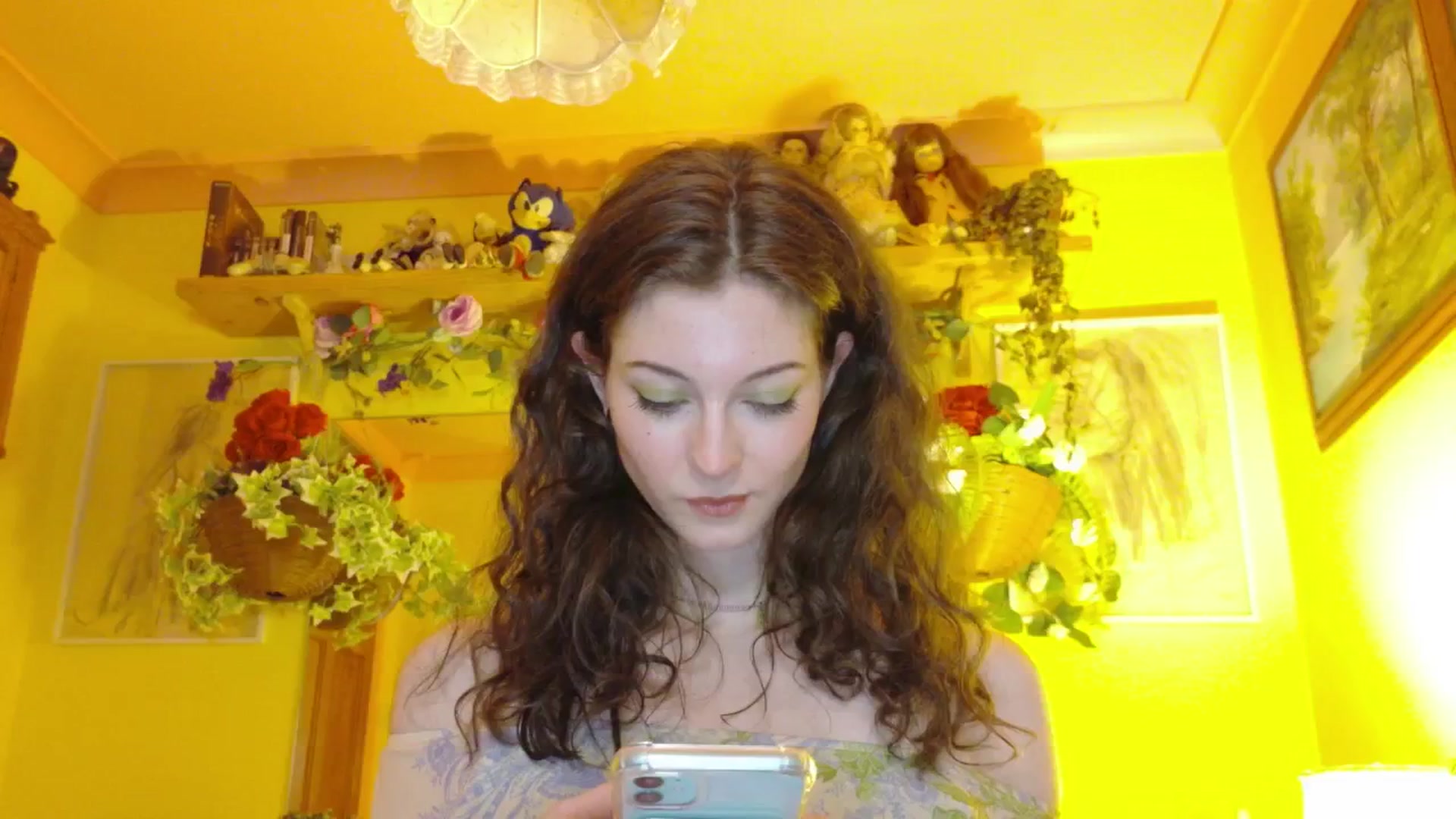 Gallery image thumbnail from porcelaincity's myfreecams stream on, 07/03/2025, 23:01 image 17 of 20