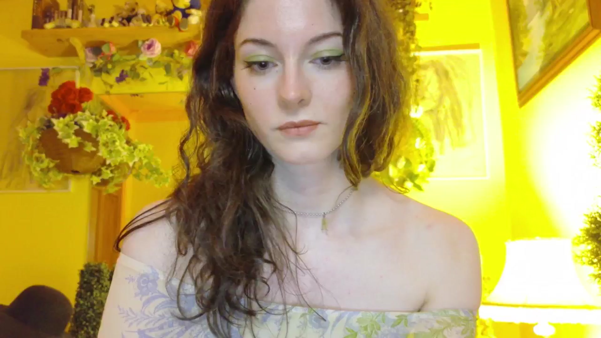 Gallery image thumbnail from porcelaincity's myfreecams stream on, 07/03/2025, 23:01 image 18 of 20