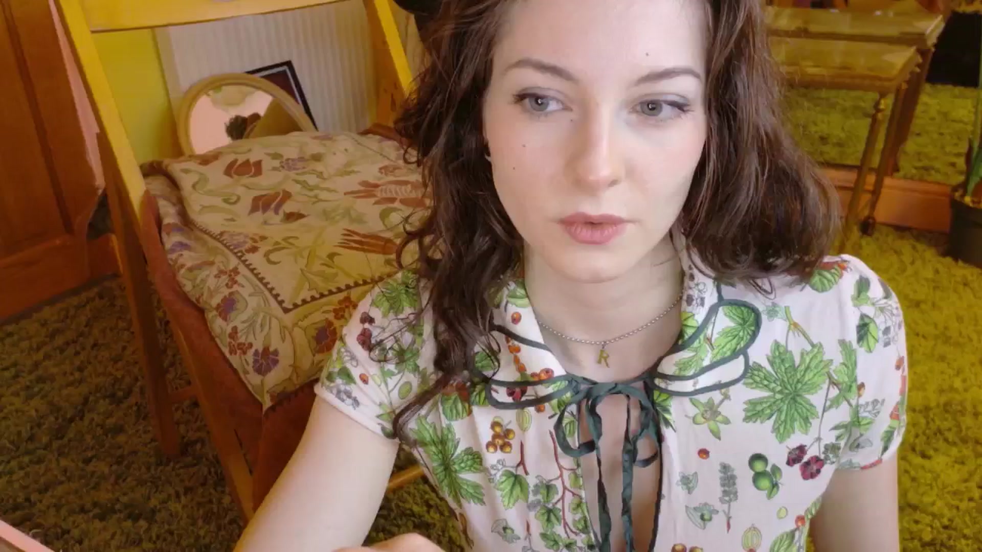 Gallery image thumbnail from porcelaincity's myfreecams stream on, 07/09/2025, 09:19 image 10 of 20