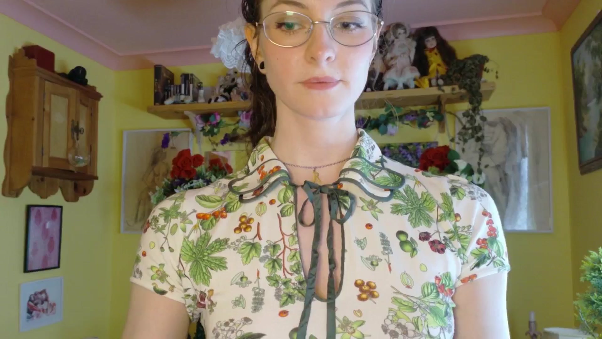 Gallery image thumbnail from porcelaincity's myfreecams stream on, 07/09/2025, 15:41 image 14 of 20