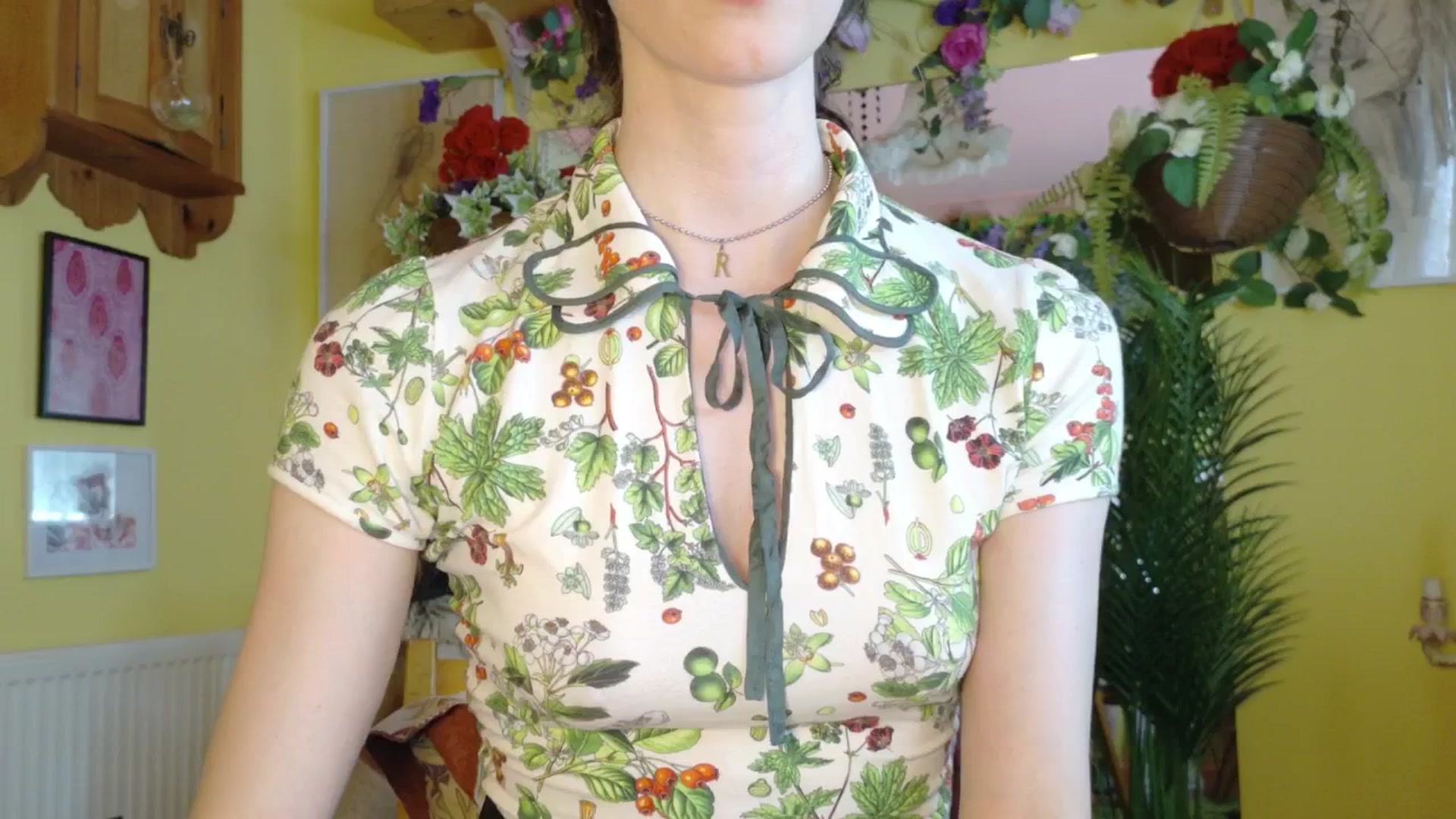 Gallery image thumbnail from porcelaincity's myfreecams stream on, 07/09/2025, 15:41 image 6 of 20
