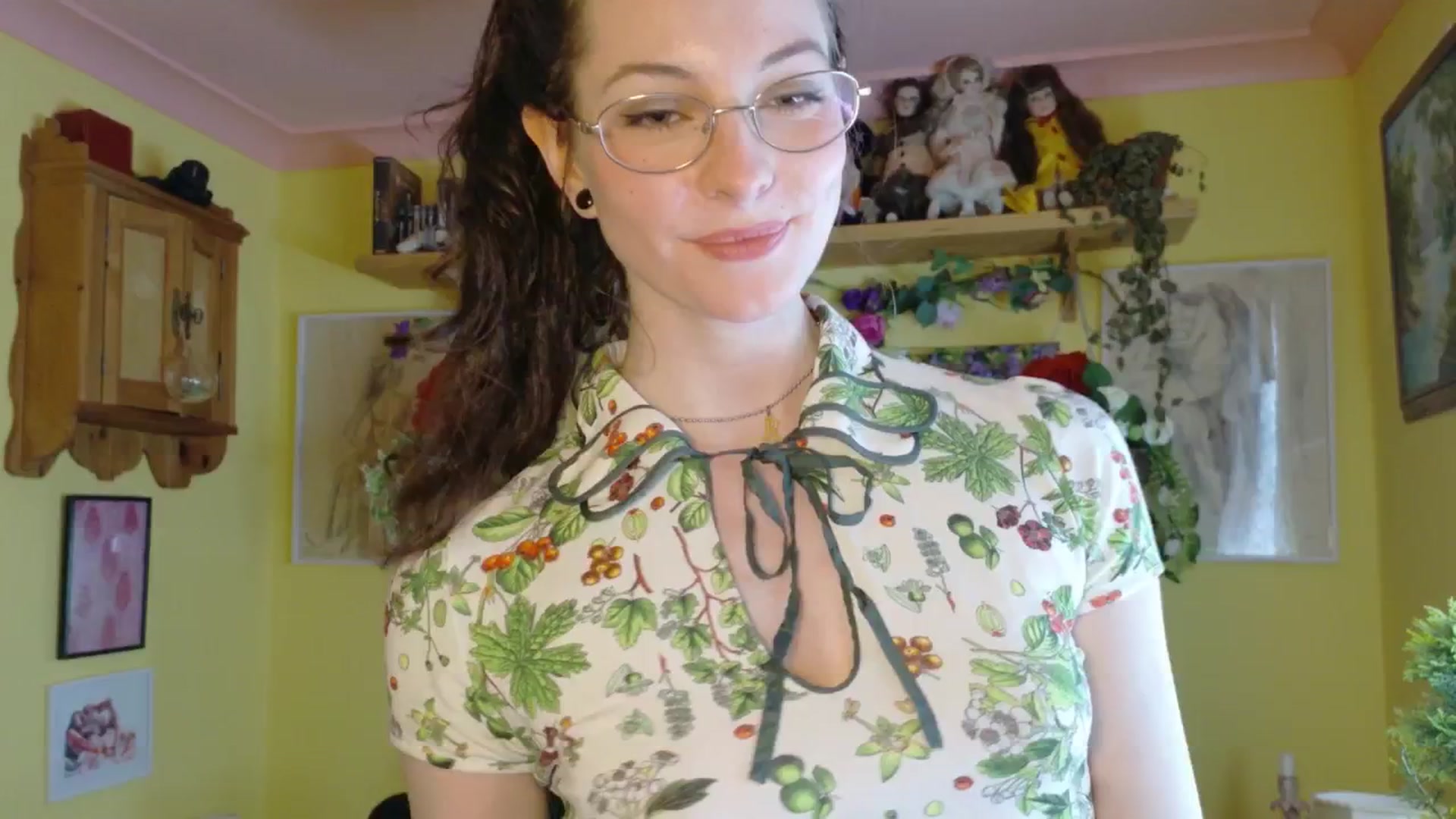 Gallery image thumbnail from porcelaincity's myfreecams stream on, 07/09/2025, 15:41 image 15 of 20