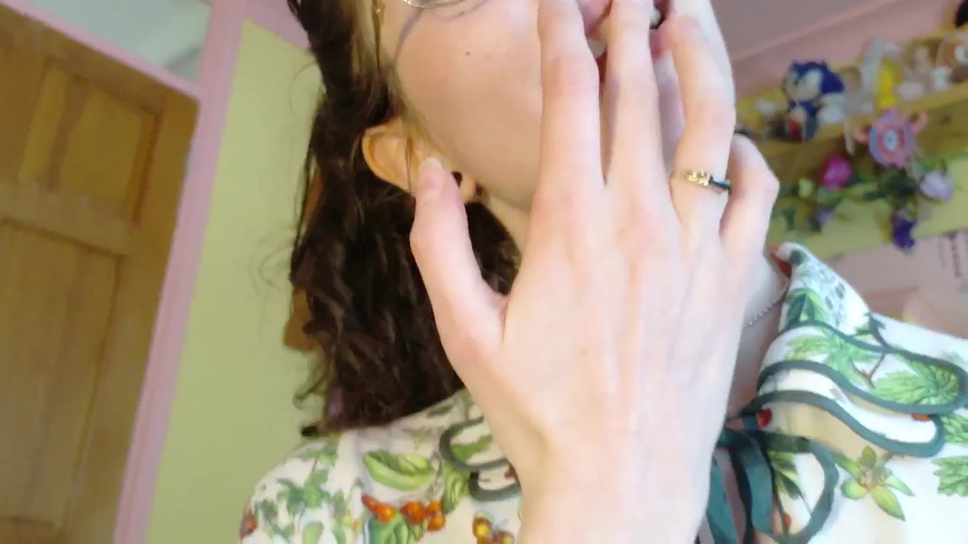 Gallery image thumbnail from porcelaincity's myfreecams stream on, 07/09/2025, 15:41 image 8 of 20