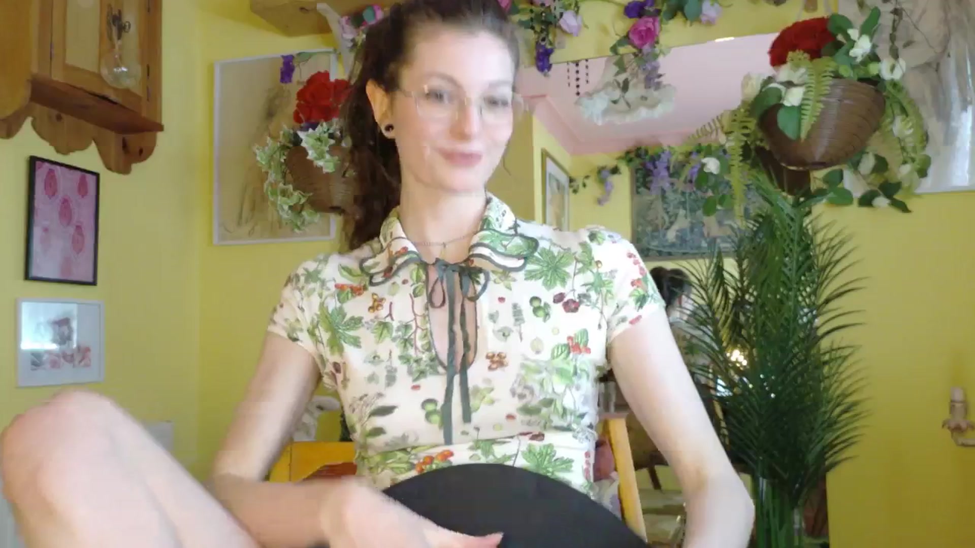 Gallery image thumbnail from porcelaincity's myfreecams stream on, 07/09/2025, 15:41 image 5 of 20