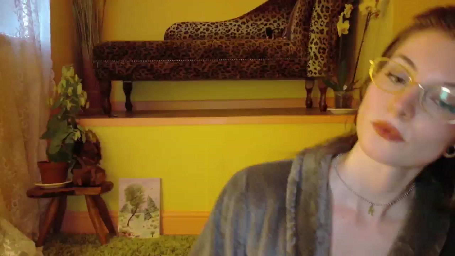 Gallery image thumbnail from porcelaincity's myfreecams stream on, 07/09/2025, 19:51 image 6 of 20