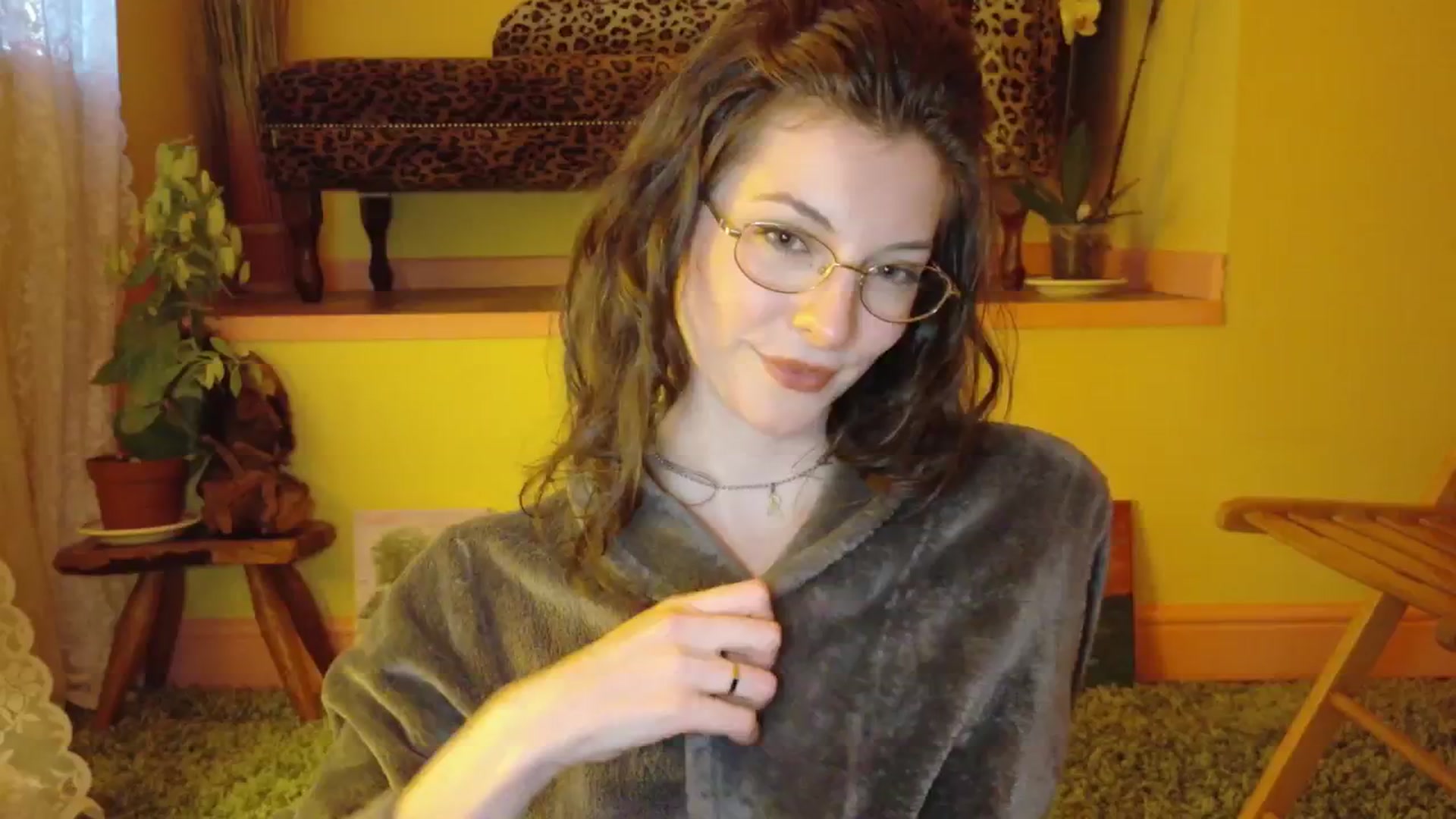 Gallery image thumbnail from porcelaincity's myfreecams stream on, 07/09/2025, 19:51 image 15 of 20