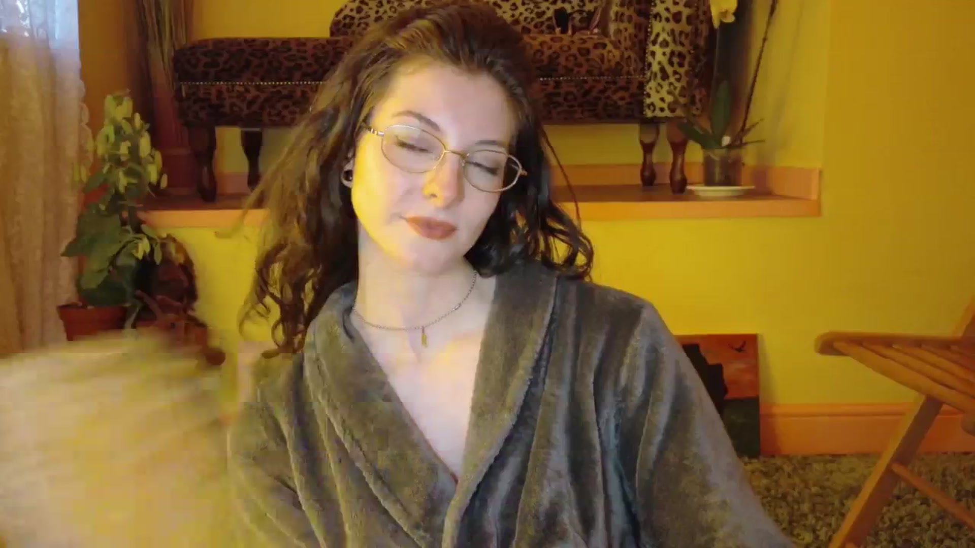 Gallery image thumbnail from porcelaincity's myfreecams stream on, 07/09/2025, 19:51 image 20 of 20