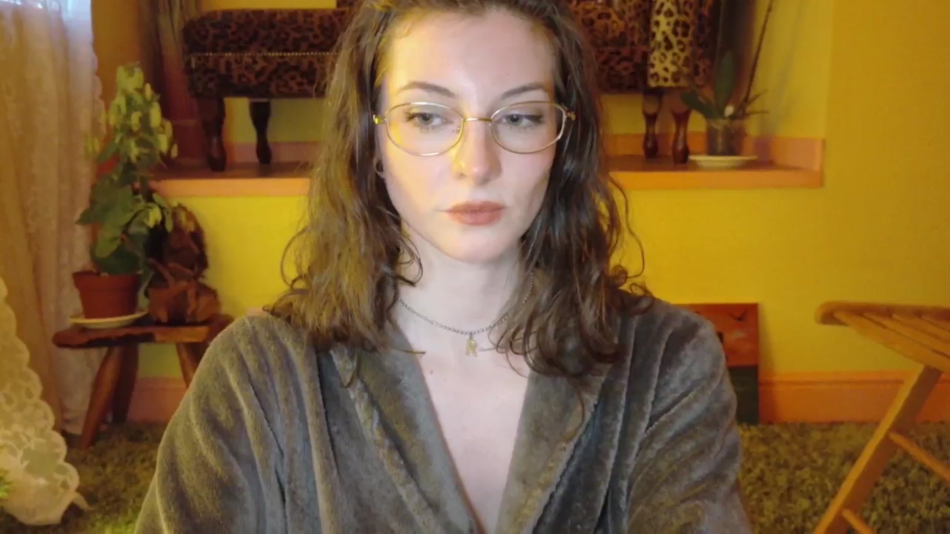 Gallery image thumbnail from porcelaincity's myfreecams stream on, 07/09/2025, 19:51 image 12 of 20