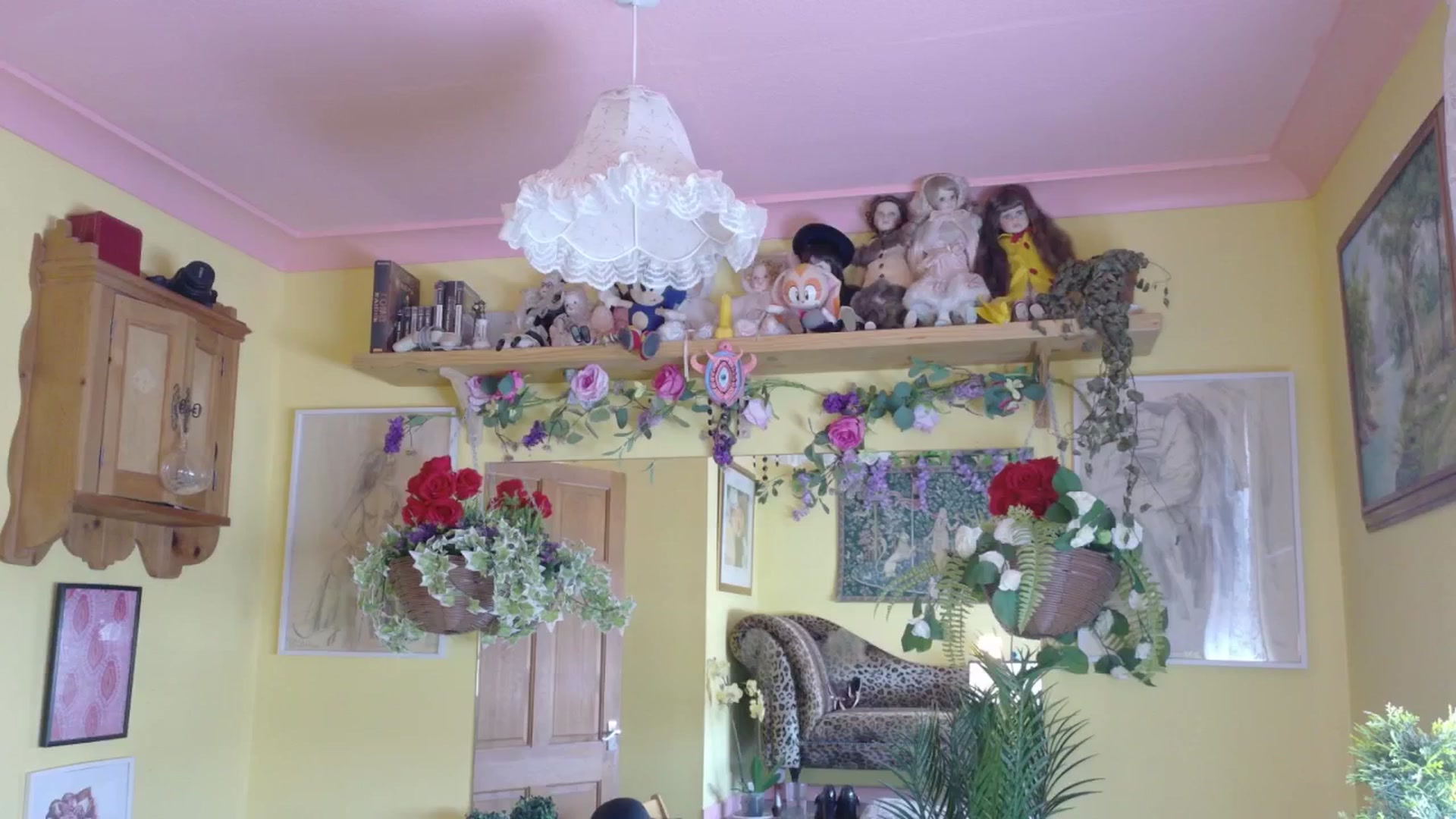 Gallery image thumbnail from porcelaincity's myfreecams stream on, 07/10/2025, 10:55 image 7 of 20