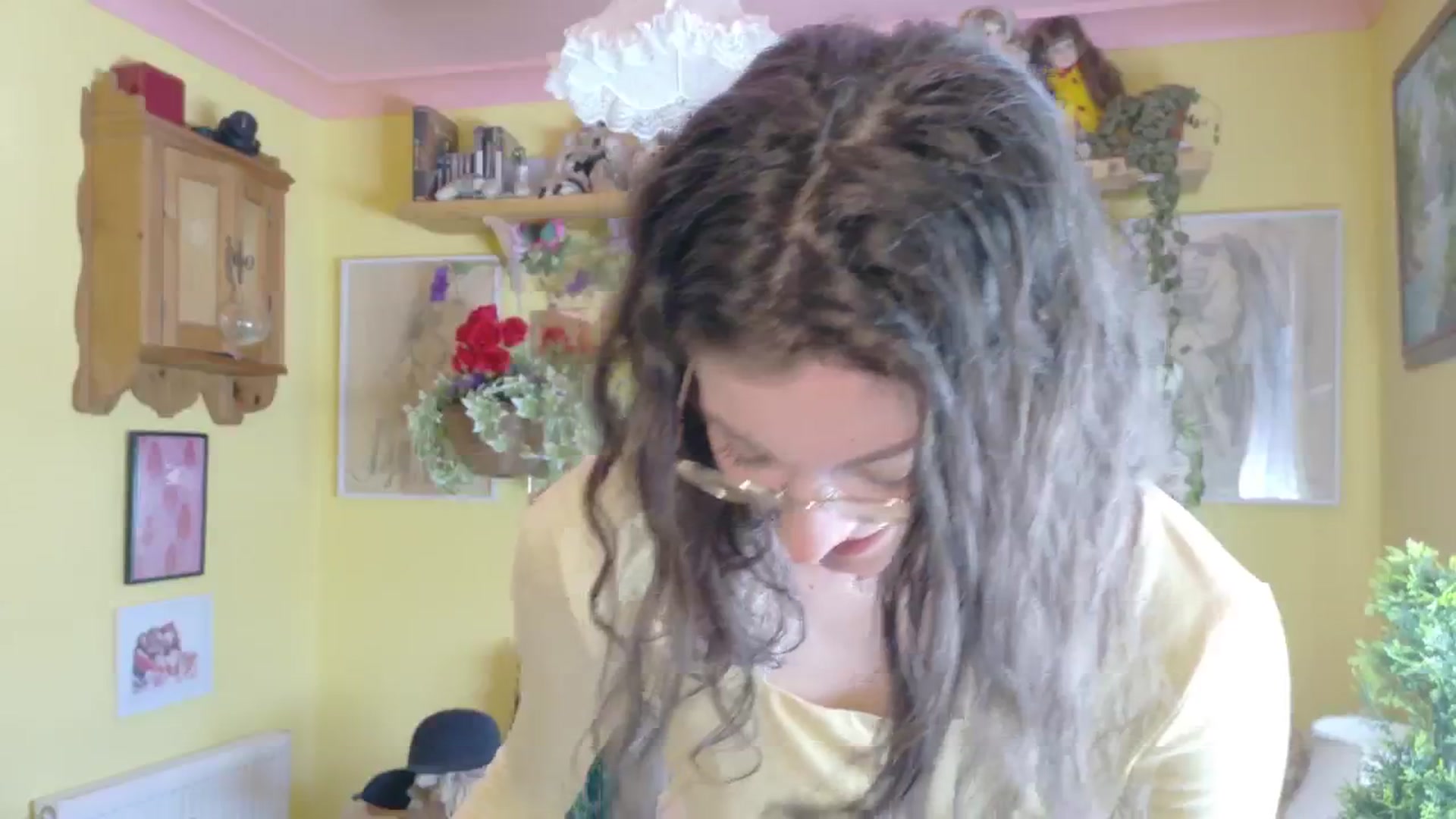 Gallery image thumbnail from porcelaincity's myfreecams stream on, 07/10/2025, 10:55 image 14 of 20