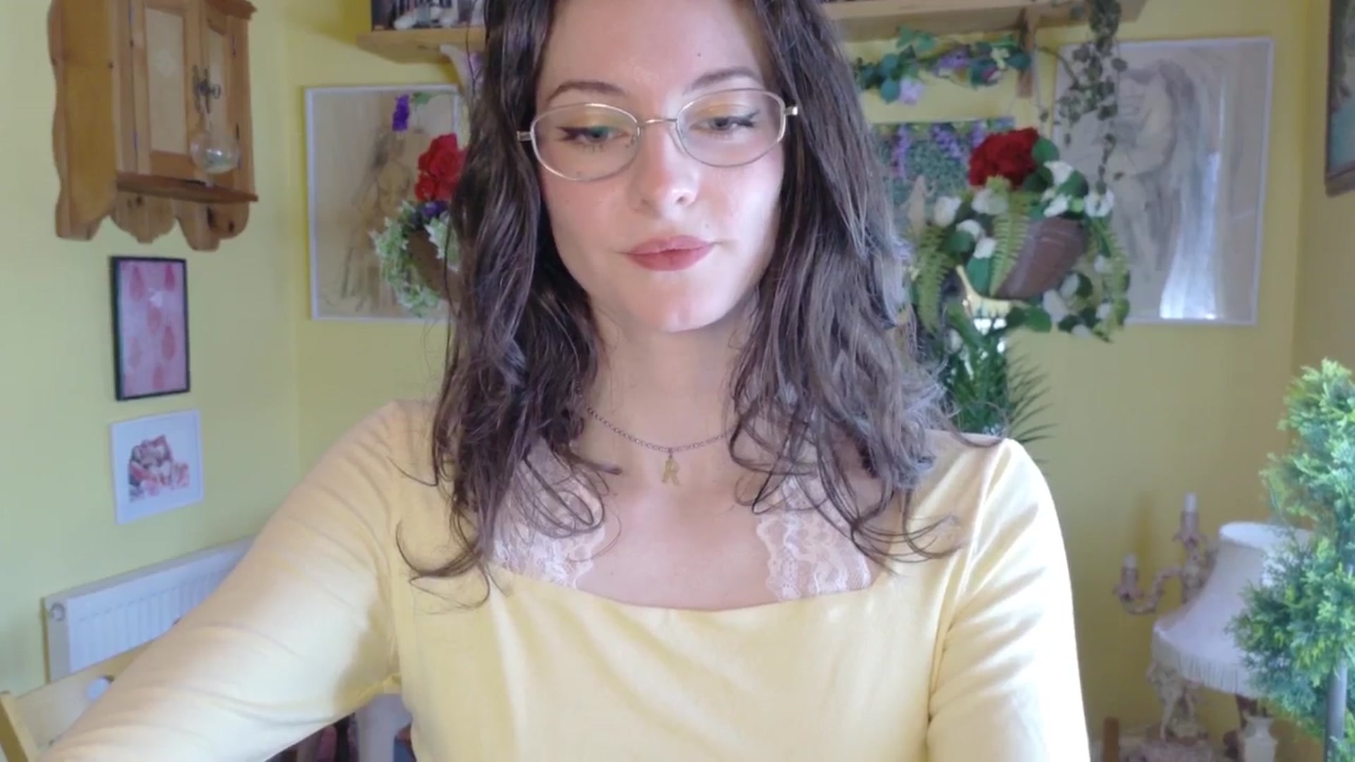 Gallery image thumbnail from porcelaincity's myfreecams stream on, 07/10/2025, 10:55 image 10 of 20
