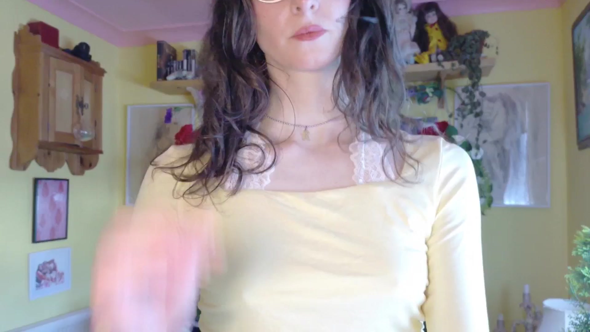 Gallery image thumbnail from porcelaincity's myfreecams stream on, 07/10/2025, 10:55 image 2 of 20
