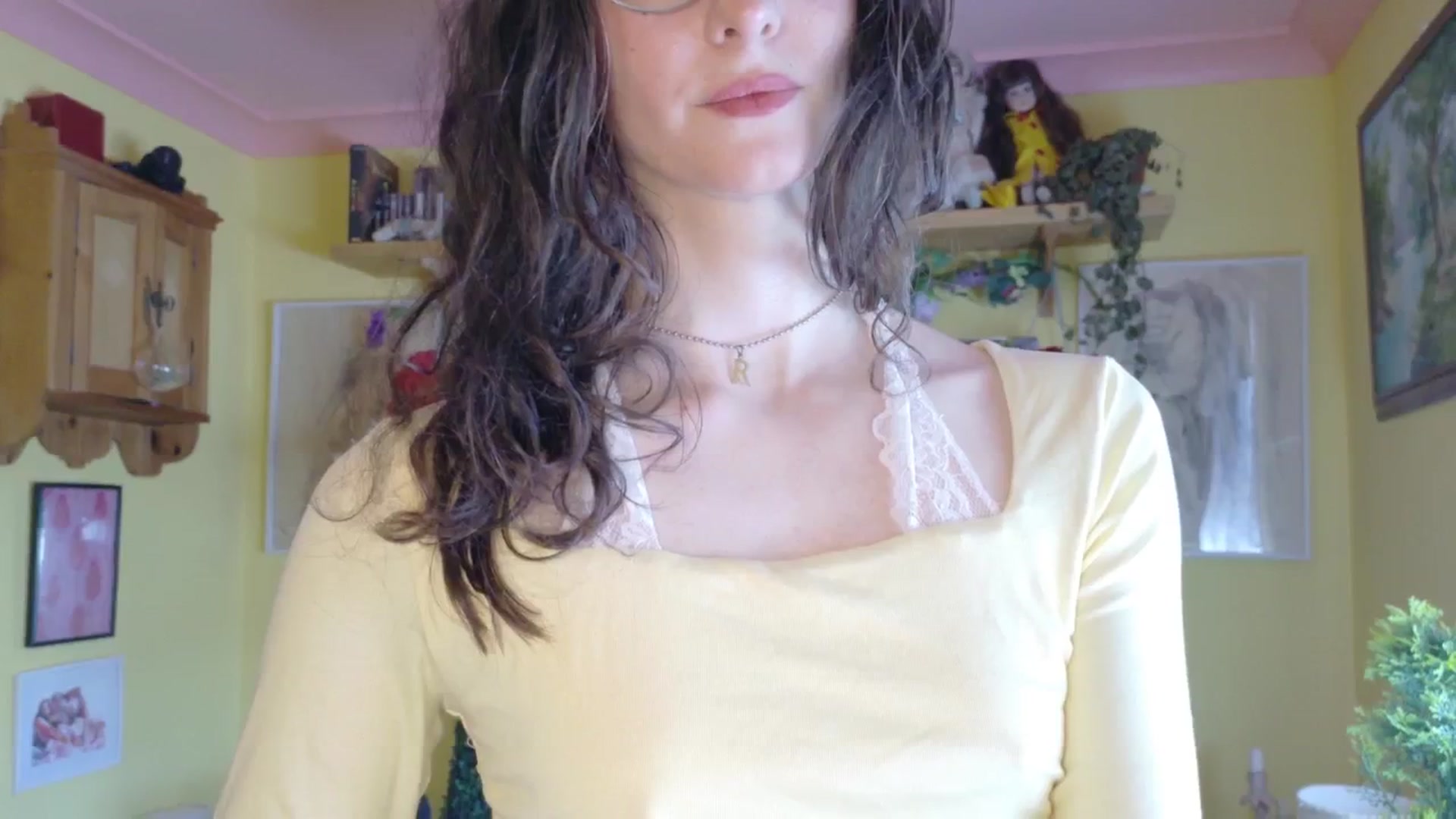 Gallery image thumbnail from porcelaincity's myfreecams stream on, 07/10/2025, 10:55 image 9 of 20