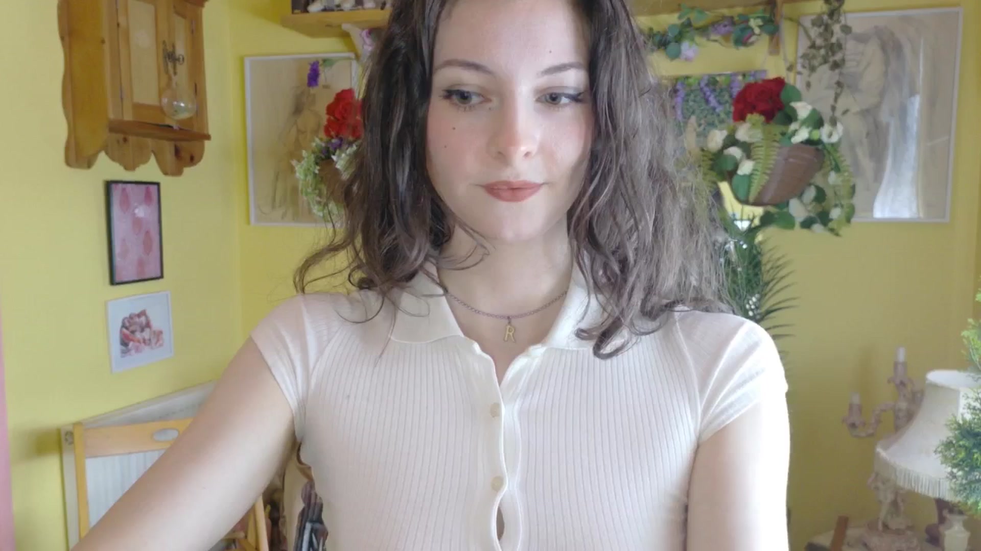 Gallery image thumbnail from porcelaincity's myfreecams stream on, 07/14/2025, 10:08 image 10 of 20