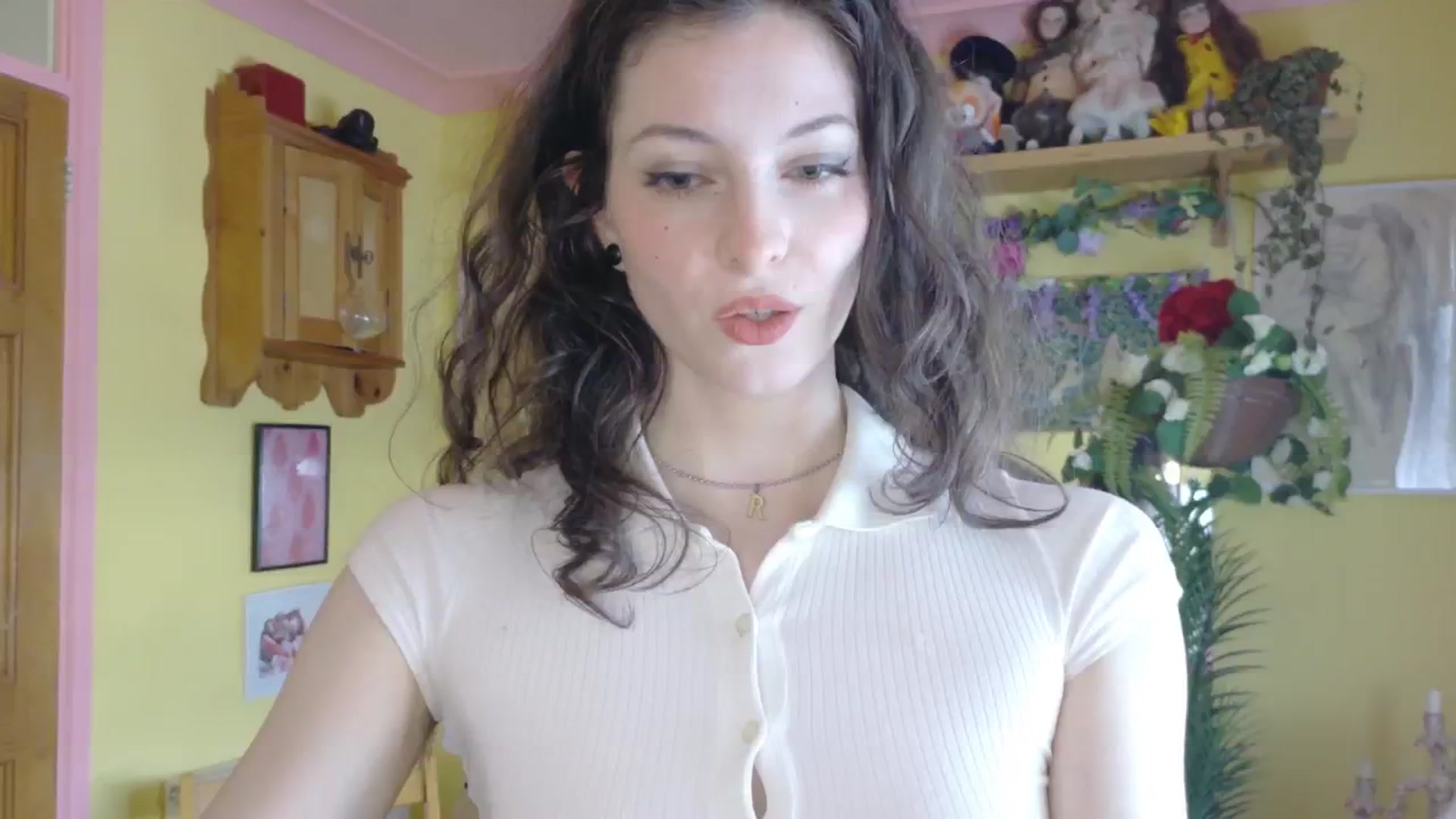 Gallery image thumbnail from porcelaincity's myfreecams stream on, 07/14/2025, 10:08 image 8 of 20