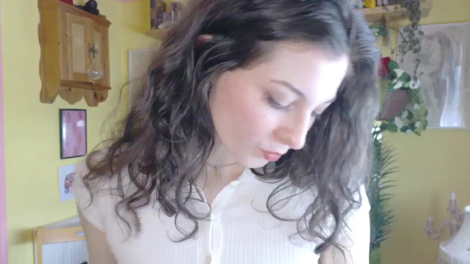 Gallery image thumbnail from porcelaincity's myfreecams stream on, 07/14/2025, 10:08 image 6 of 20