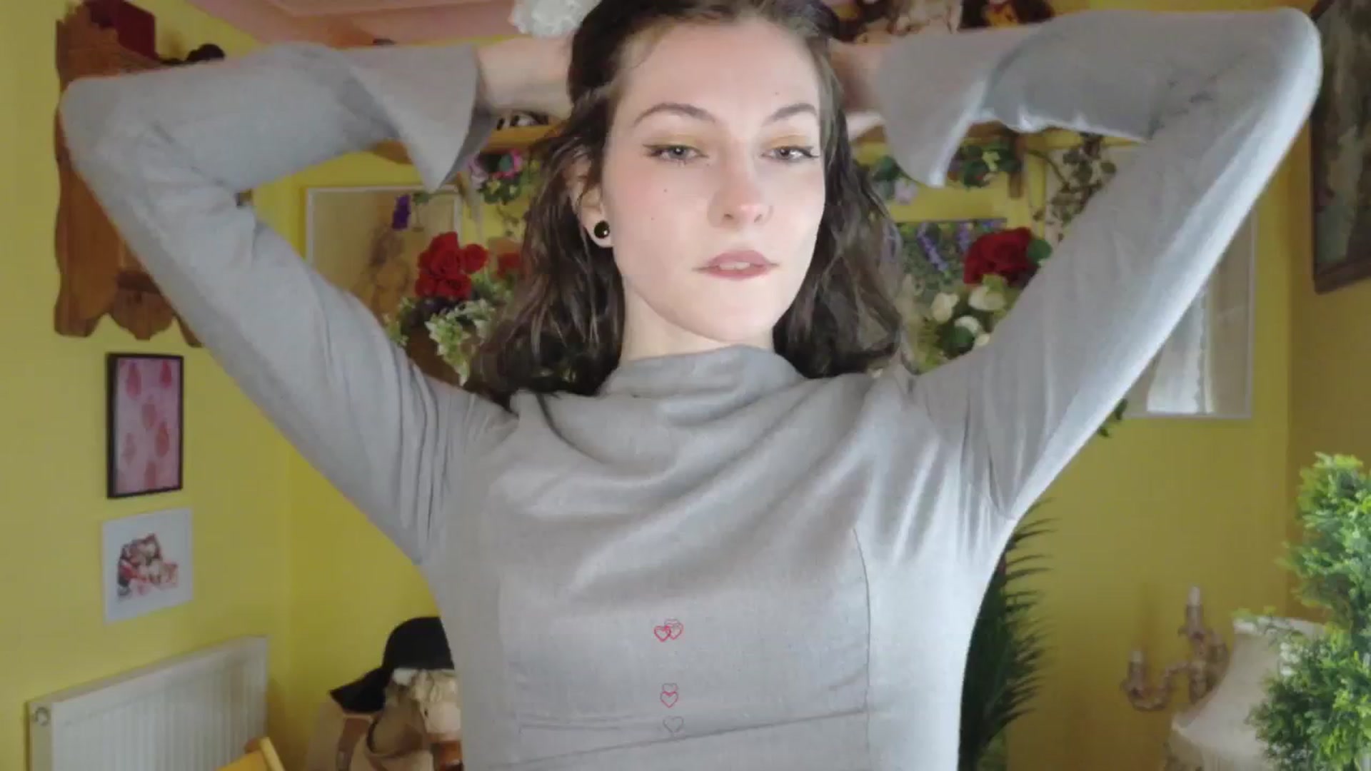 Gallery image thumbnail from porcelaincity's myfreecams stream on, 07/17/2025, 09:26 image 8 of 20