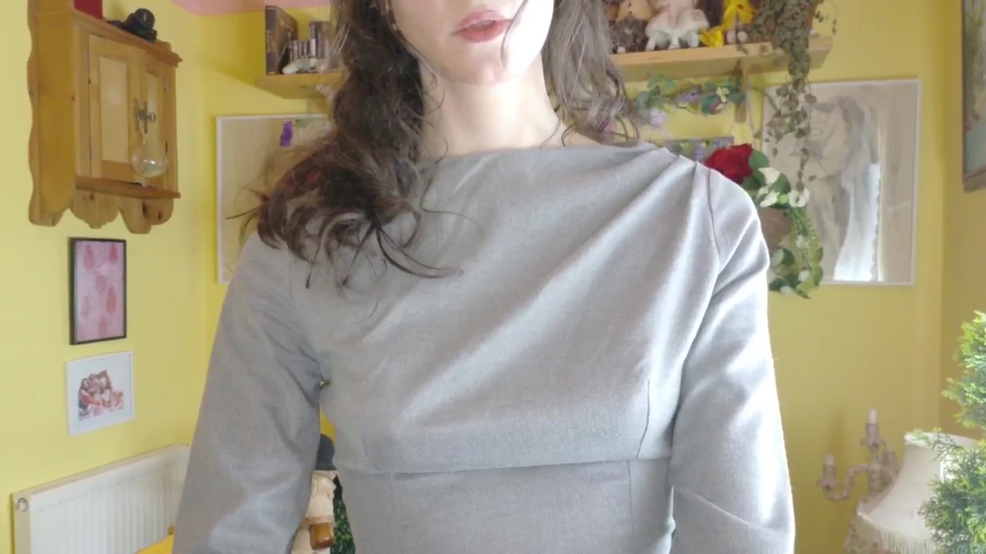 Gallery image thumbnail from porcelaincity's myfreecams stream on, 07/17/2025, 09:26 image 19 of 20