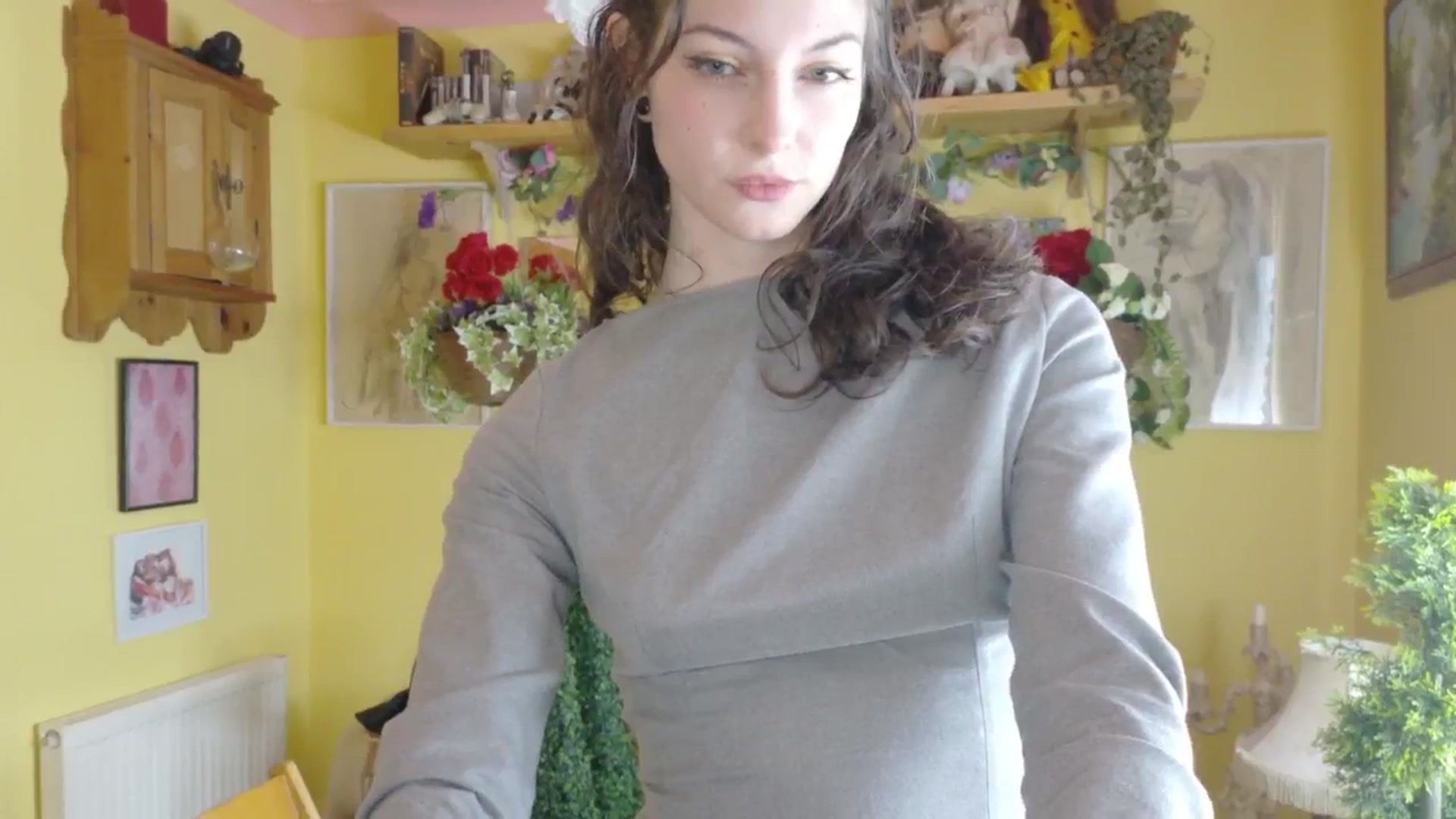 Gallery image thumbnail from porcelaincity's myfreecams stream on, 07/17/2025, 09:26 image 18 of 20