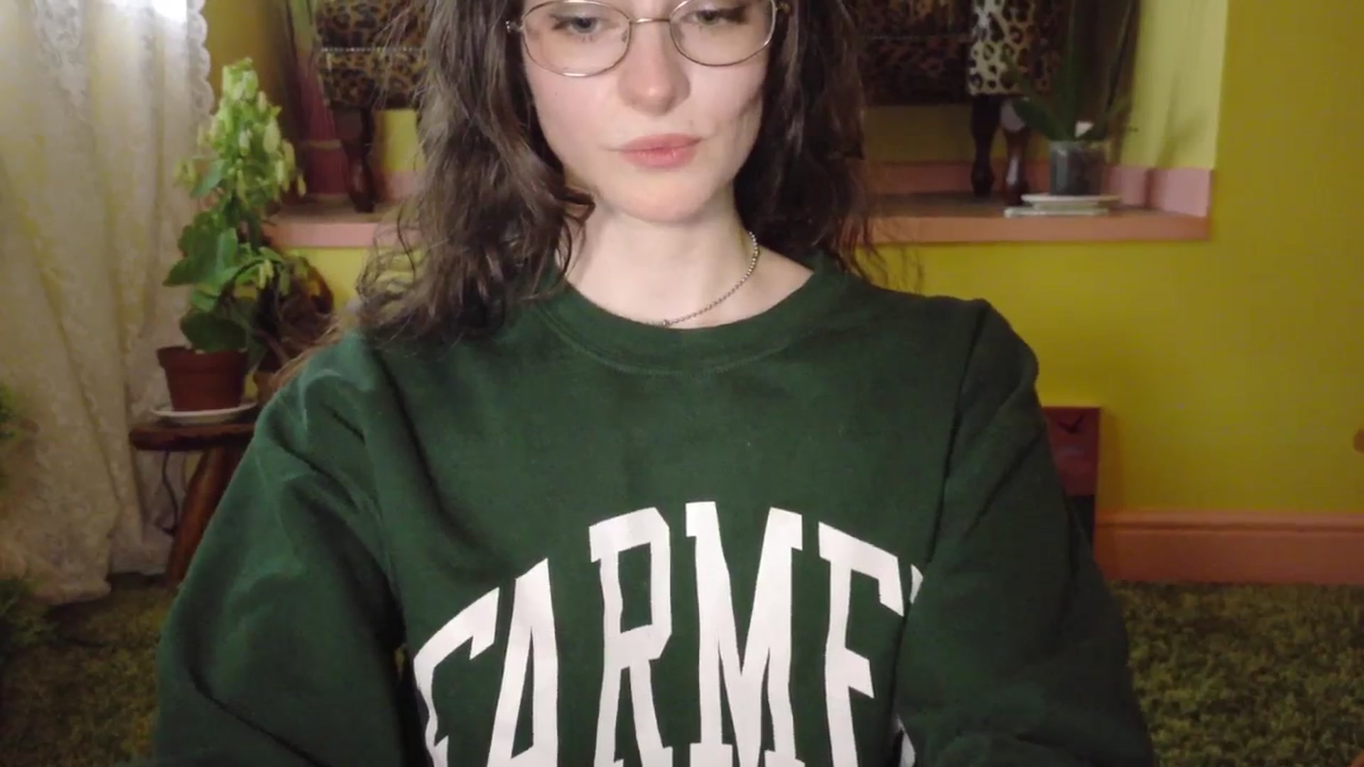 Gallery image thumbnail from porcelaincity's myfreecams stream on, 07/18/2025, 15:18 image 12 of 20