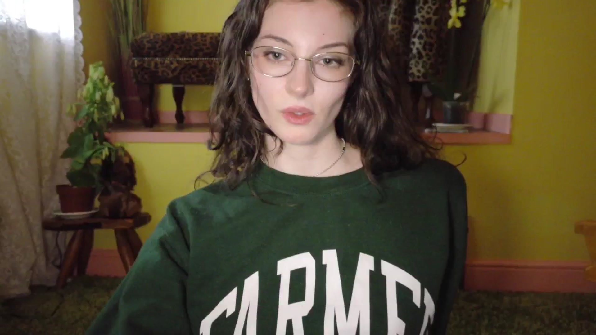 Gallery image thumbnail from porcelaincity's myfreecams stream on, 07/18/2025, 15:18 image 5 of 20