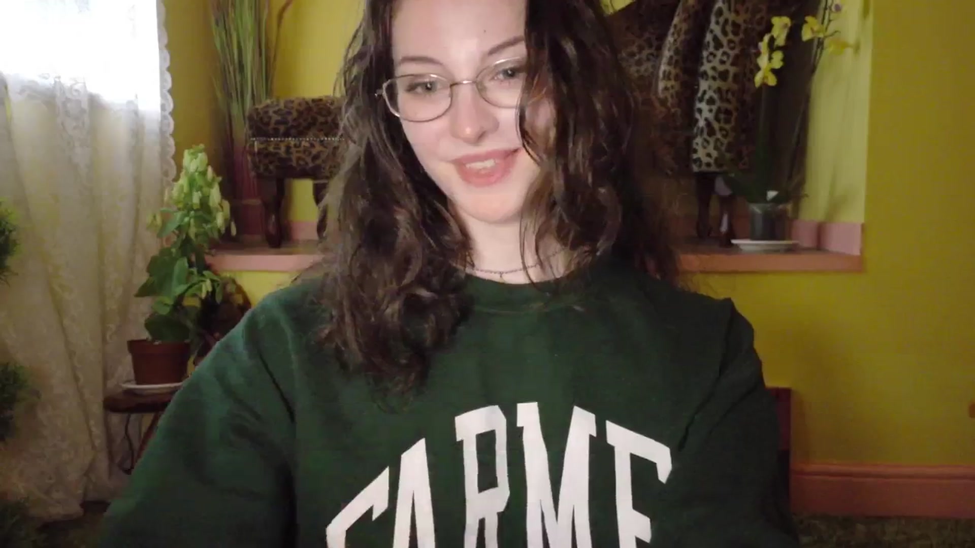 Gallery image thumbnail from porcelaincity's myfreecams stream on, 07/18/2025, 15:18 image 19 of 20