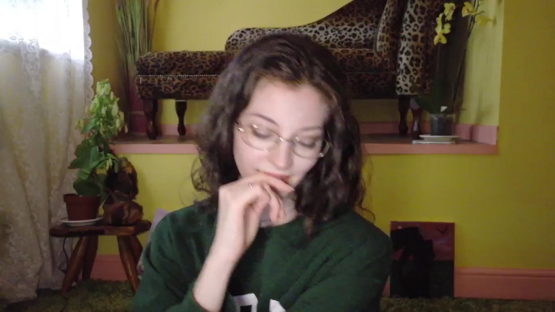 Gallery image thumbnail from porcelaincity's myfreecams stream on, 07/18/2025, 15:18 image 2 of 20