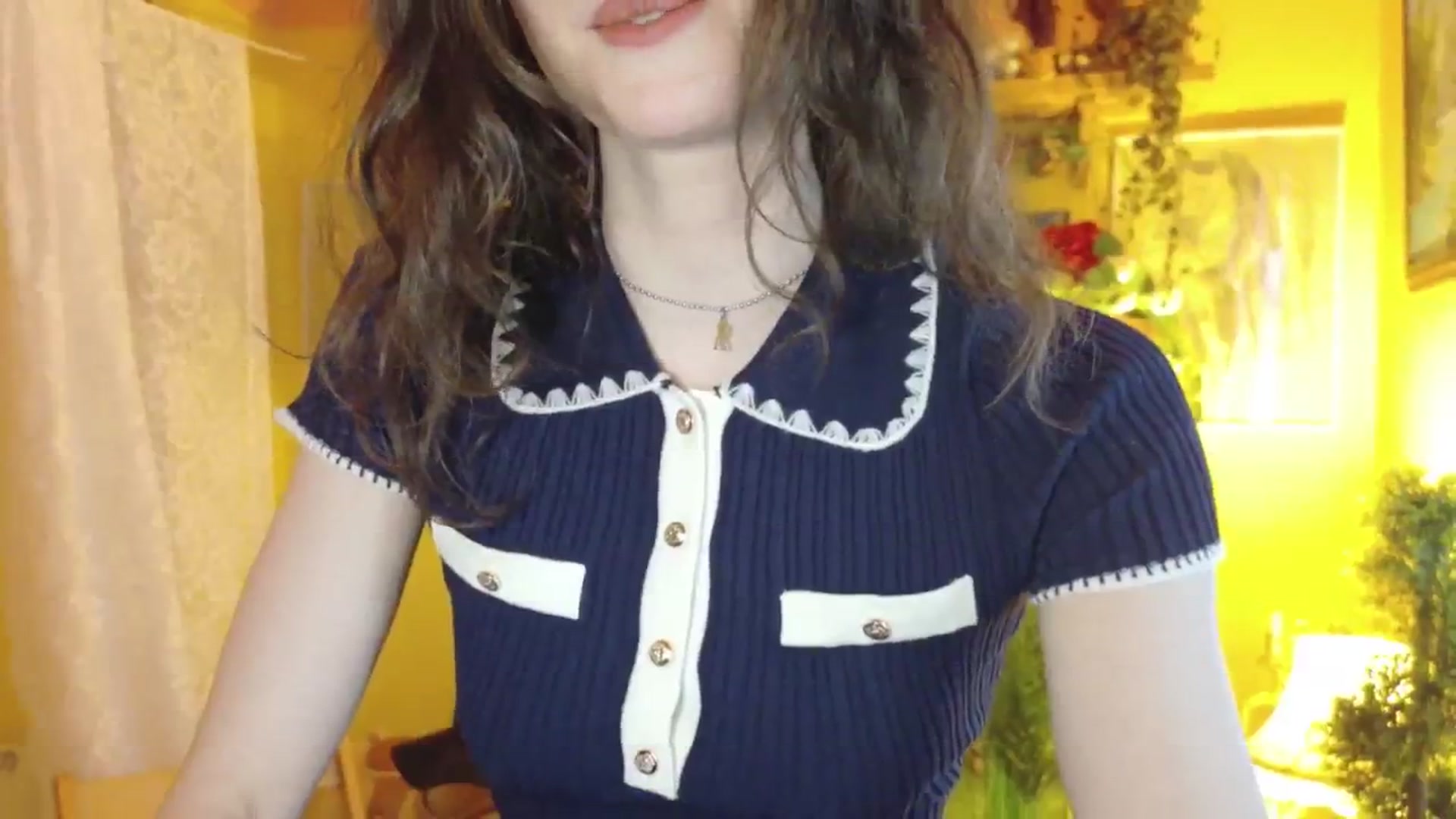Gallery image thumbnail from porcelaincity's myfreecams stream on, 07/23/2025, 08:16 image 15 of 20