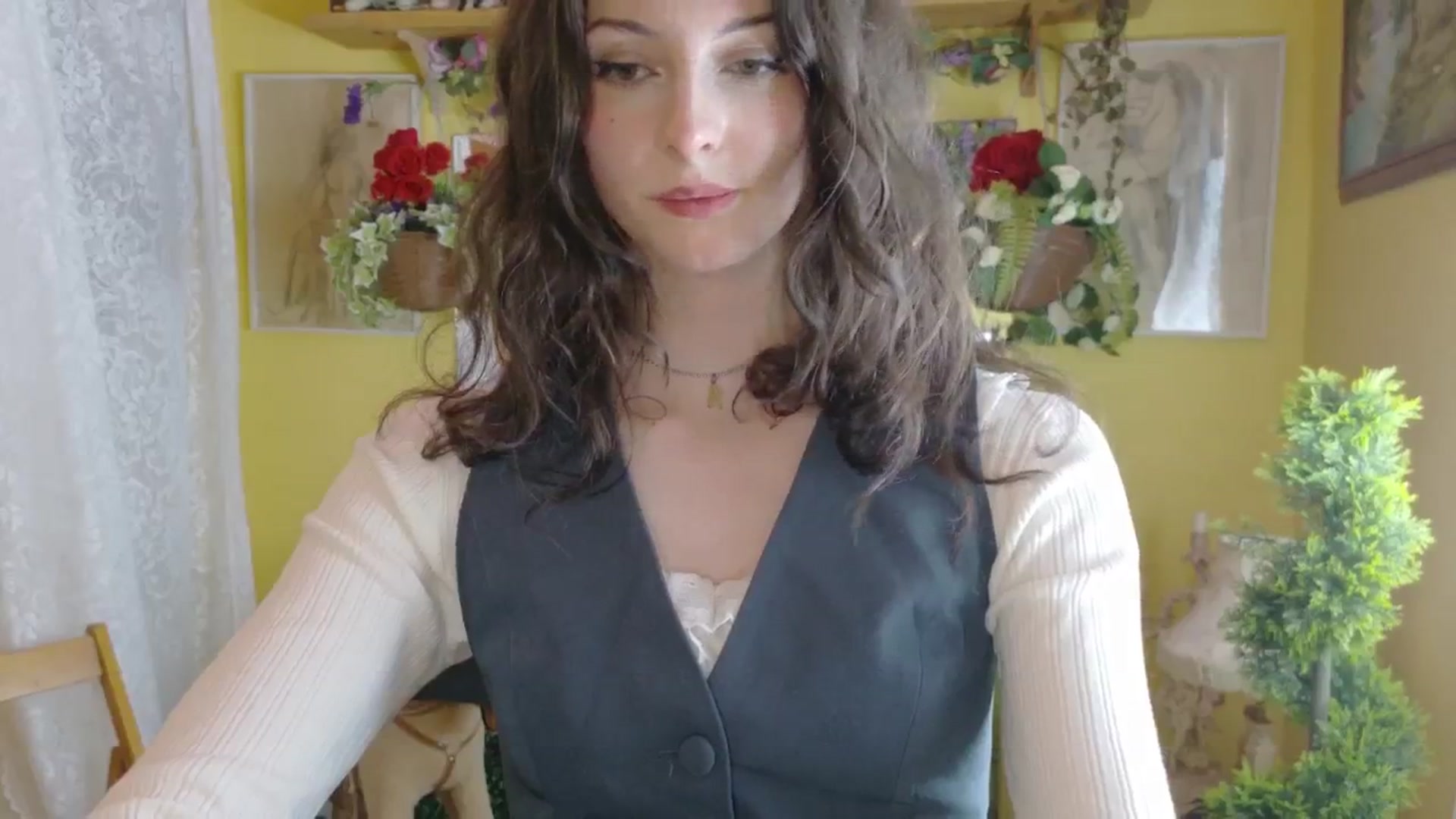 Gallery image thumbnail from porcelaincity's myfreecams stream on, 07/24/2025, 12:53 image 16 of 20