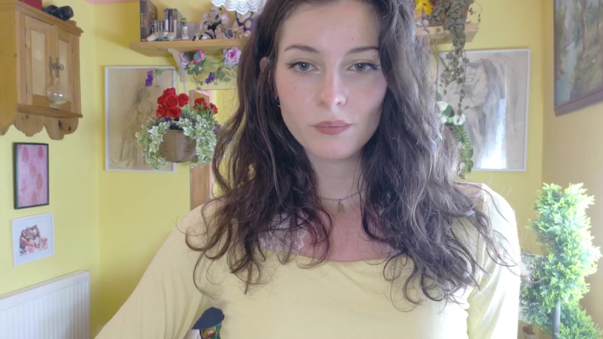 Gallery image thumbnail from porcelaincity's myfreecams stream on, 08/04/2025, 15:28 image 9 of 20