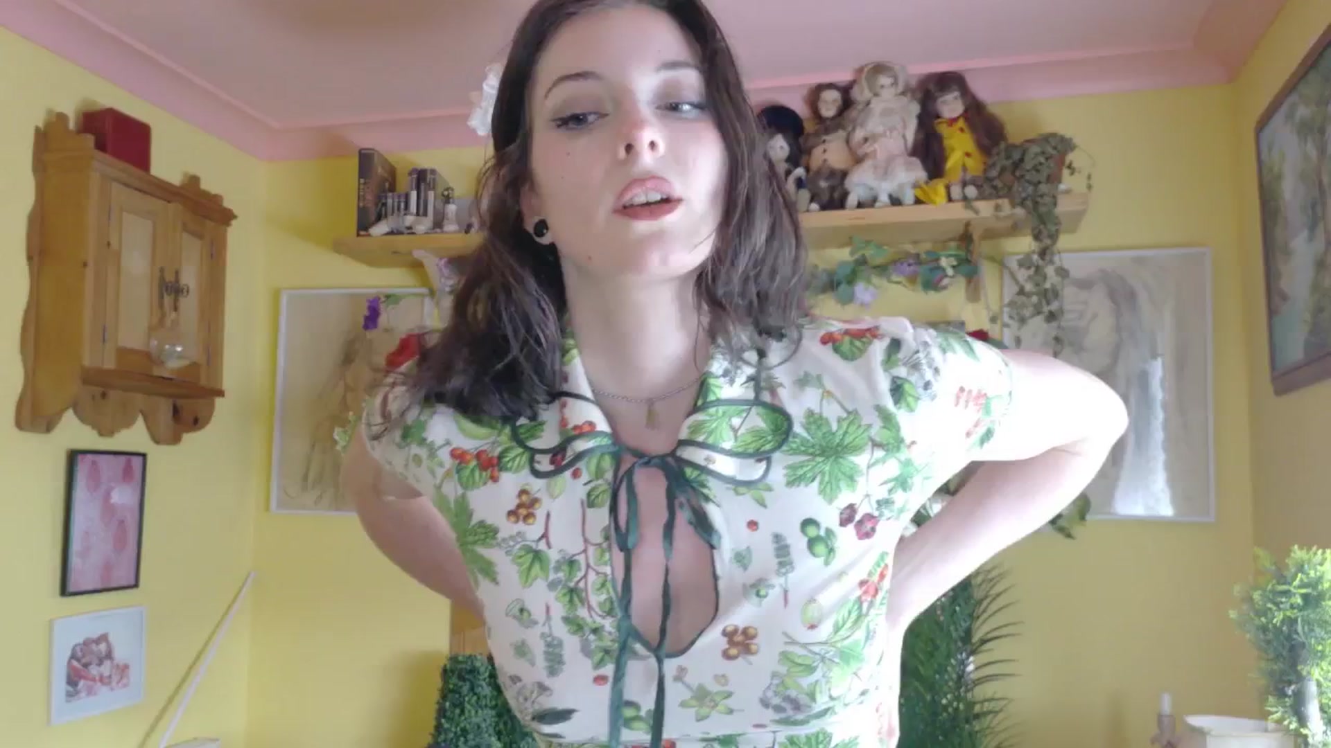 Gallery image thumbnail from porcelaincity's myfreecams stream on, 08/06/2025, 16:40 image 20 of 20