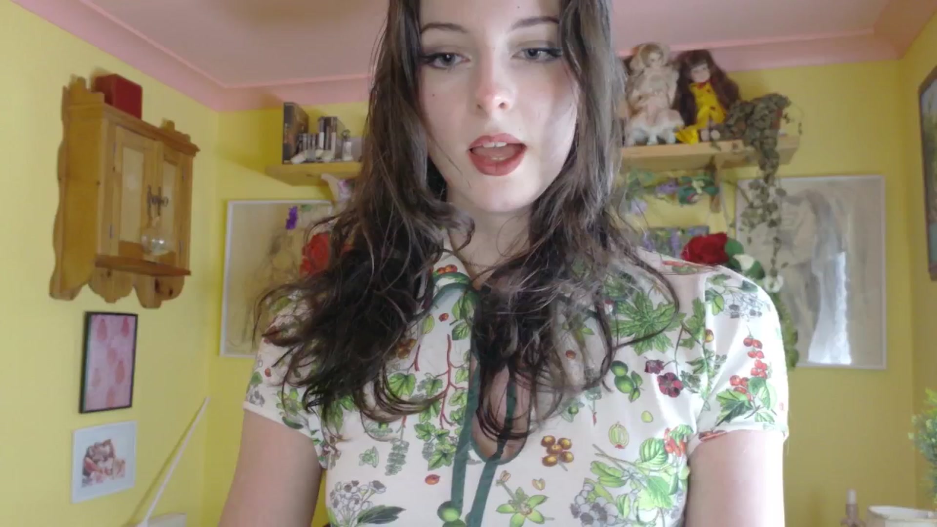 Gallery image thumbnail from porcelaincity's myfreecams stream on, 08/06/2025, 16:40 image 1 of 20