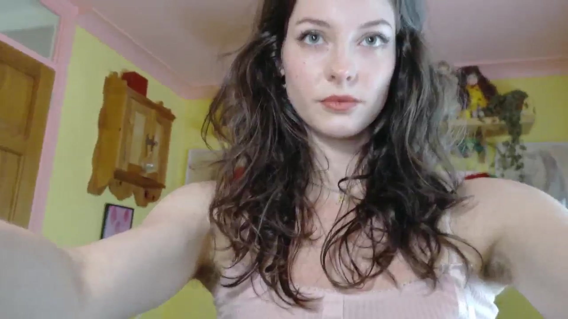 Gallery image thumbnail from porcelaincity's myfreecams stream on, 08/14/2025, 13:30 image 15 of 20
