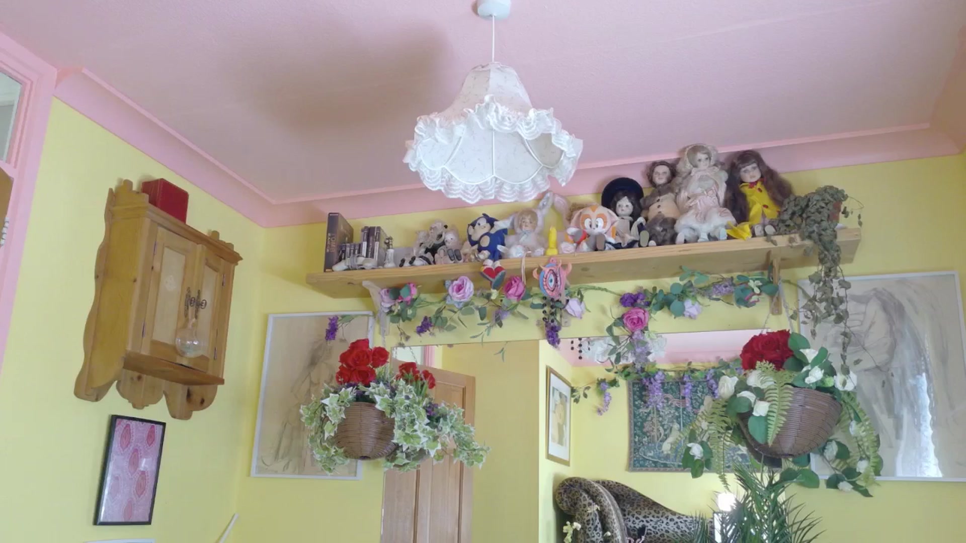 Gallery image thumbnail from porcelaincity's myfreecams stream on, 08/14/2025, 13:30 image 12 of 20