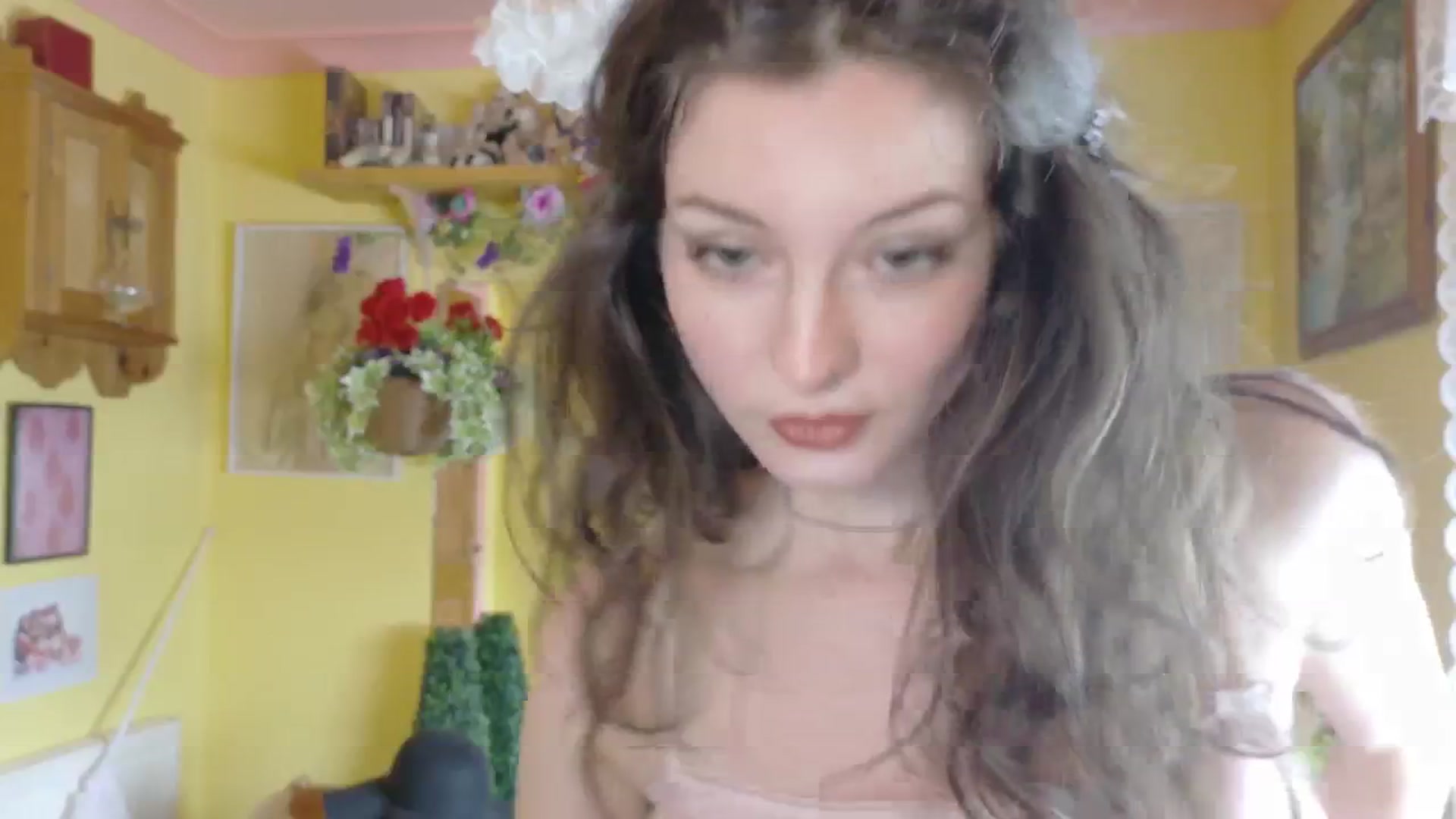 Gallery image thumbnail from porcelaincity's myfreecams stream on, 08/14/2025, 13:30 image 4 of 20