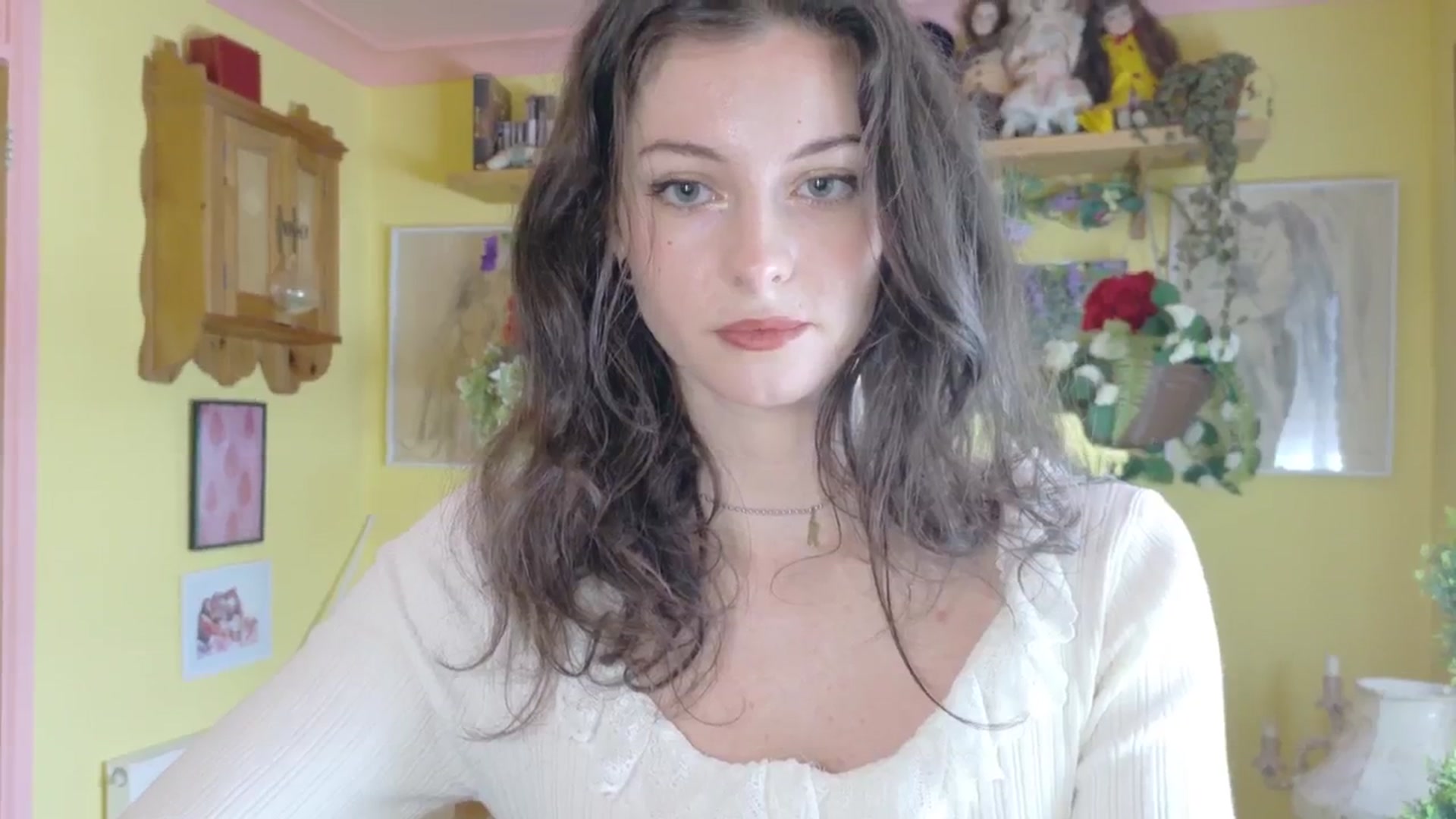 Gallery image thumbnail from porcelaincity's myfreecams stream on, 08/15/2025, 08:54 image 20 of 20