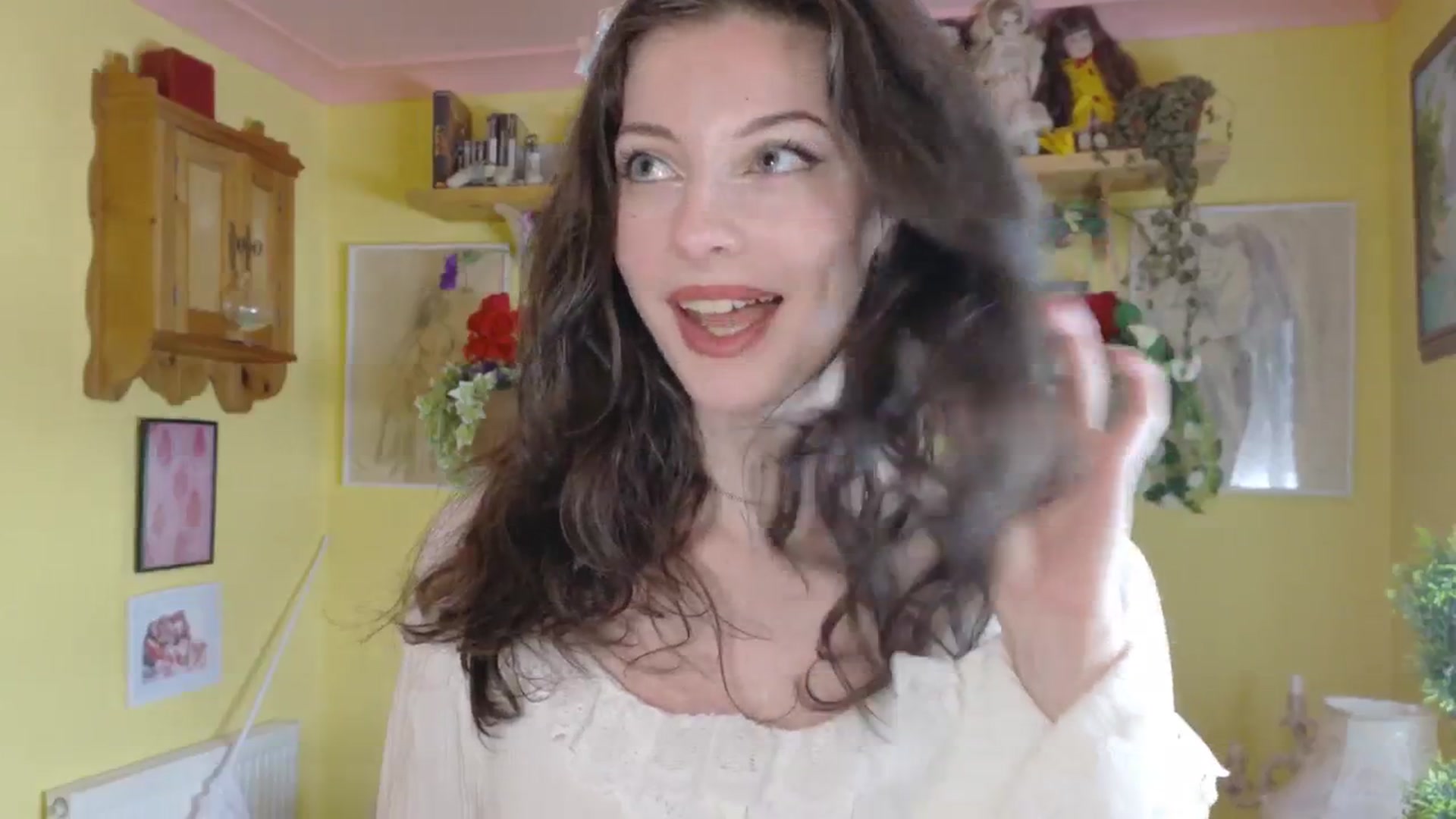 Gallery image thumbnail from porcelaincity's myfreecams stream on, 08/15/2025, 08:54 image 2 of 20