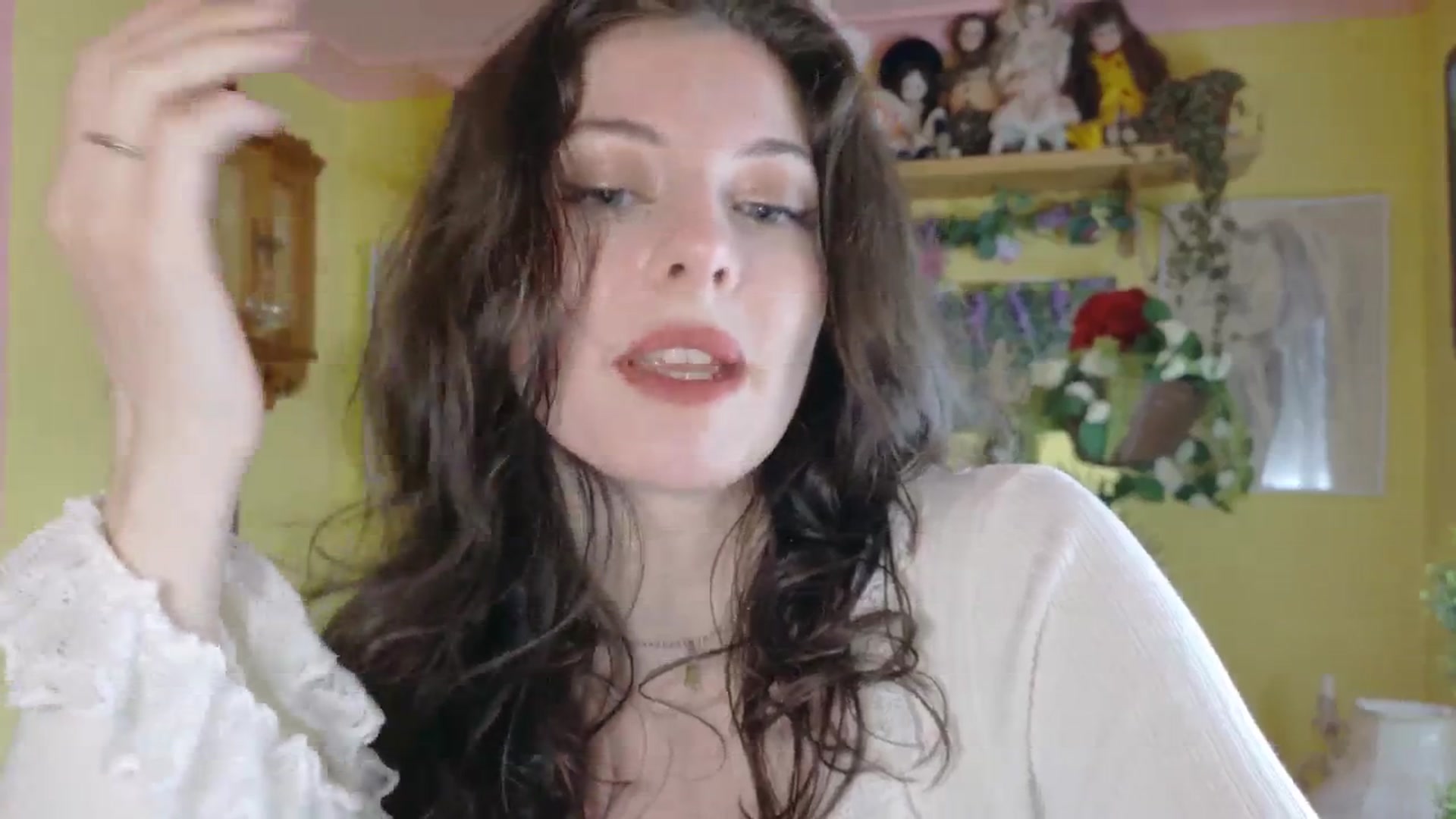 Gallery image thumbnail from porcelaincity's myfreecams stream on, 08/15/2025, 08:54 image 3 of 20