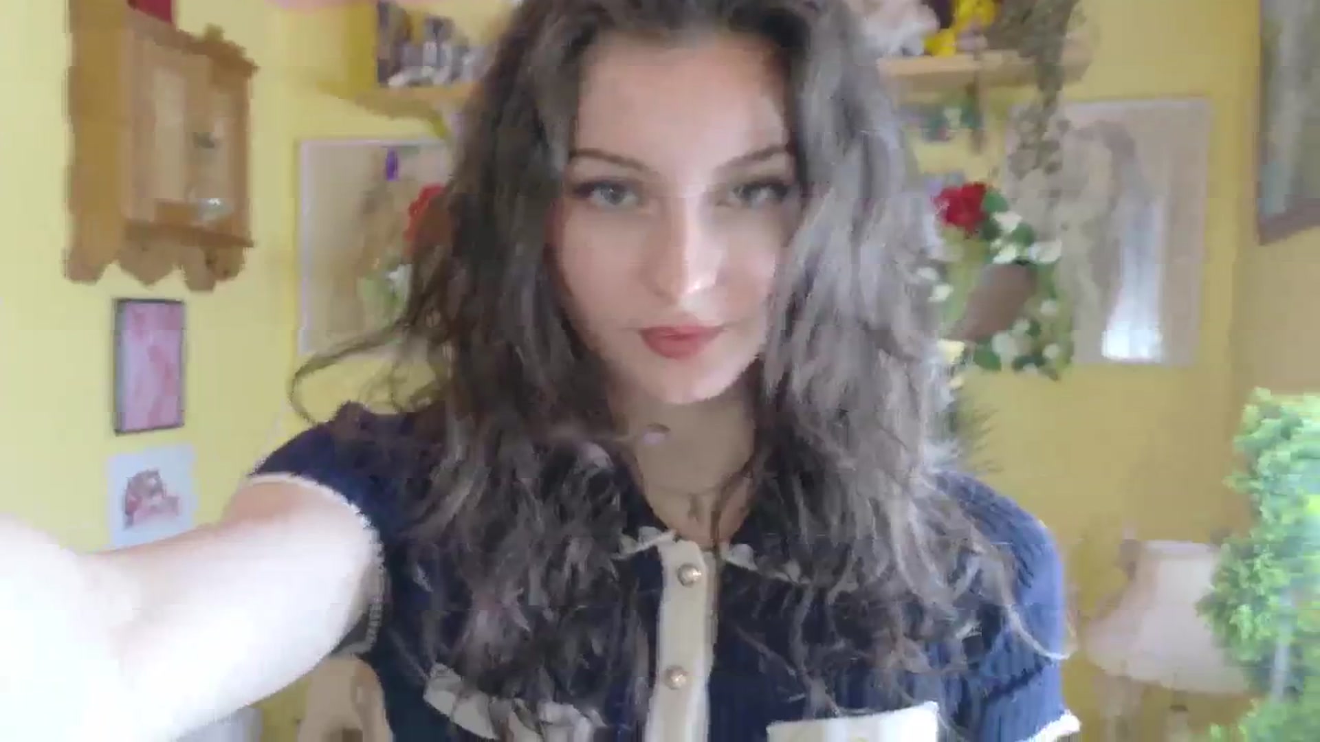 Gallery image thumbnail from porcelaincity's myfreecams stream on, 08/25/2025, 11:18 image 11 of 20